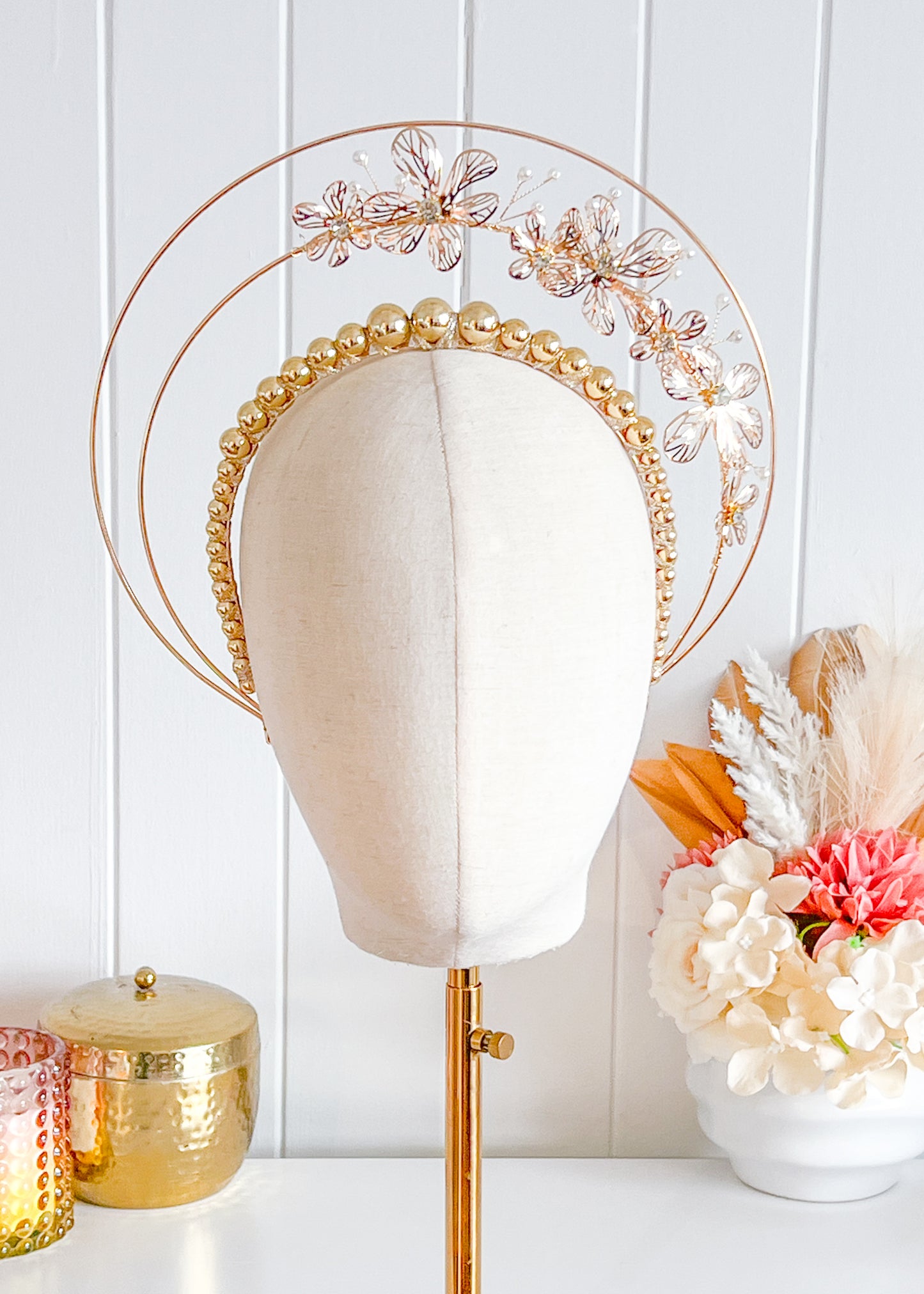 “Amanda" Gold Halo