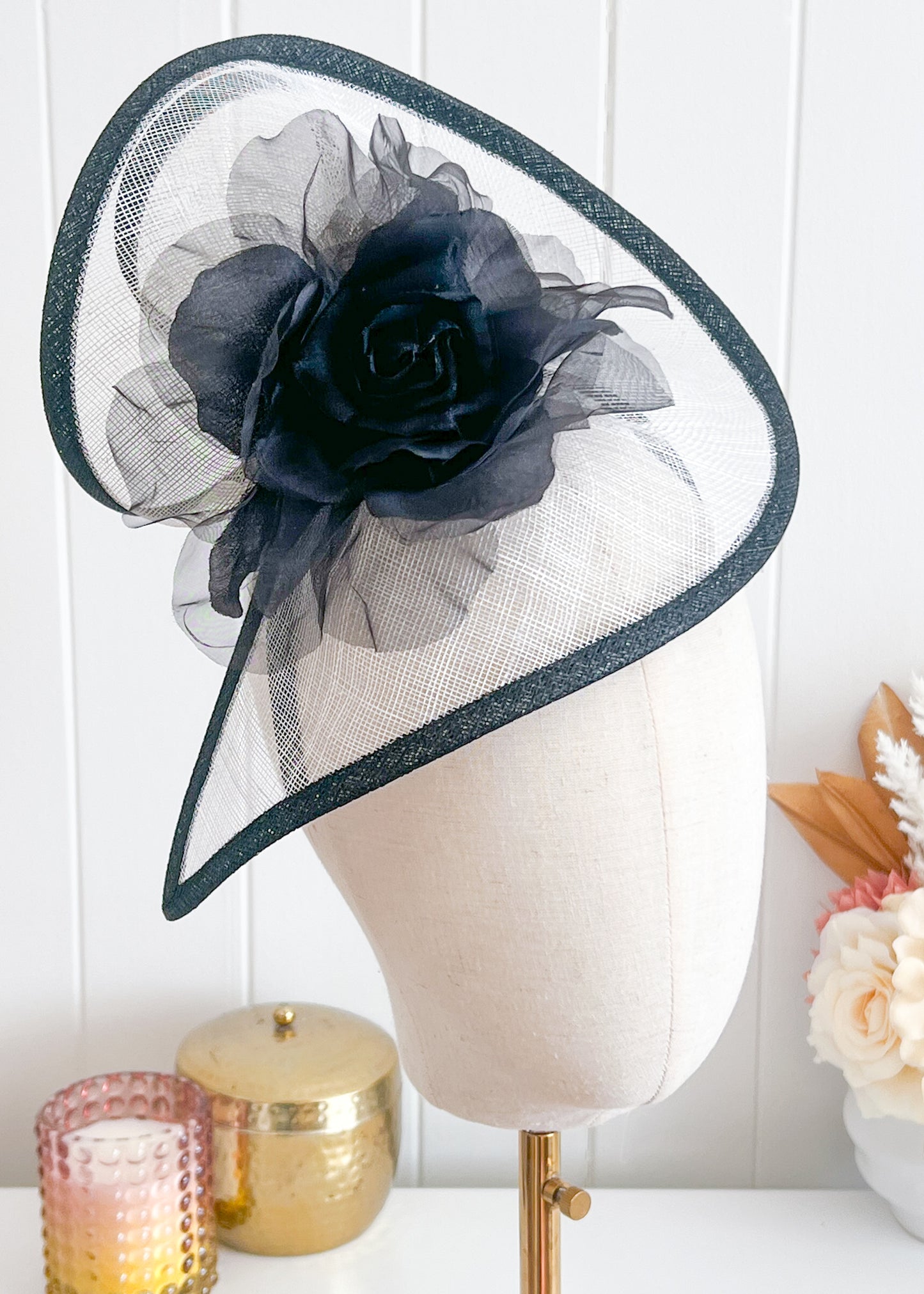 "Rosa" Black & White