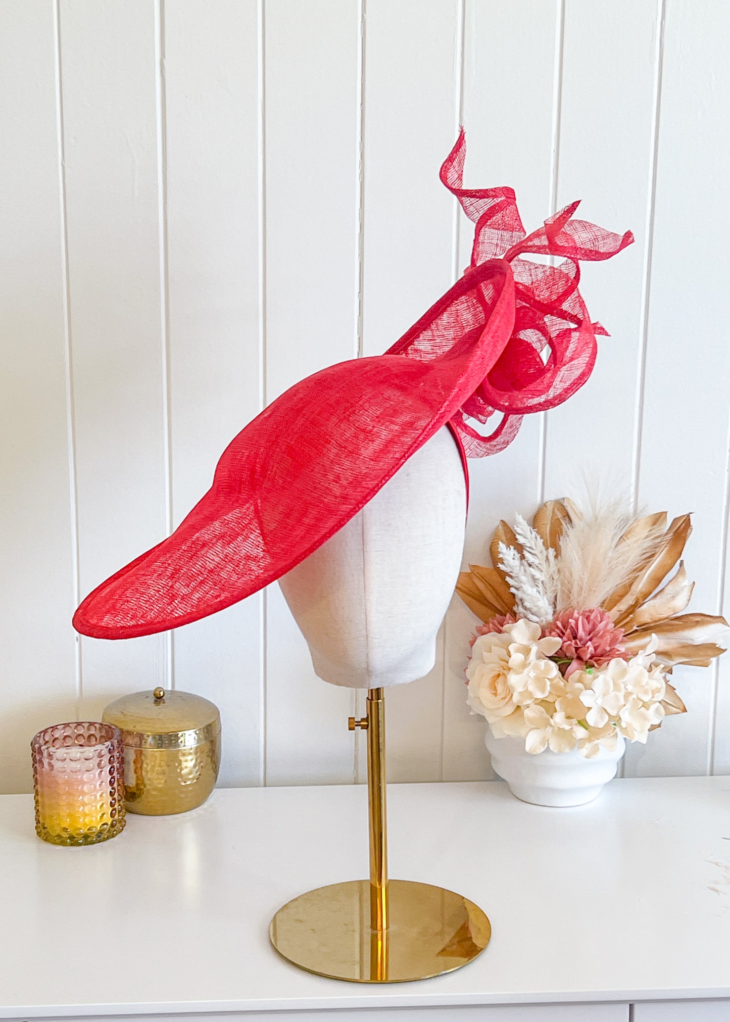 "Aria" Red Hat