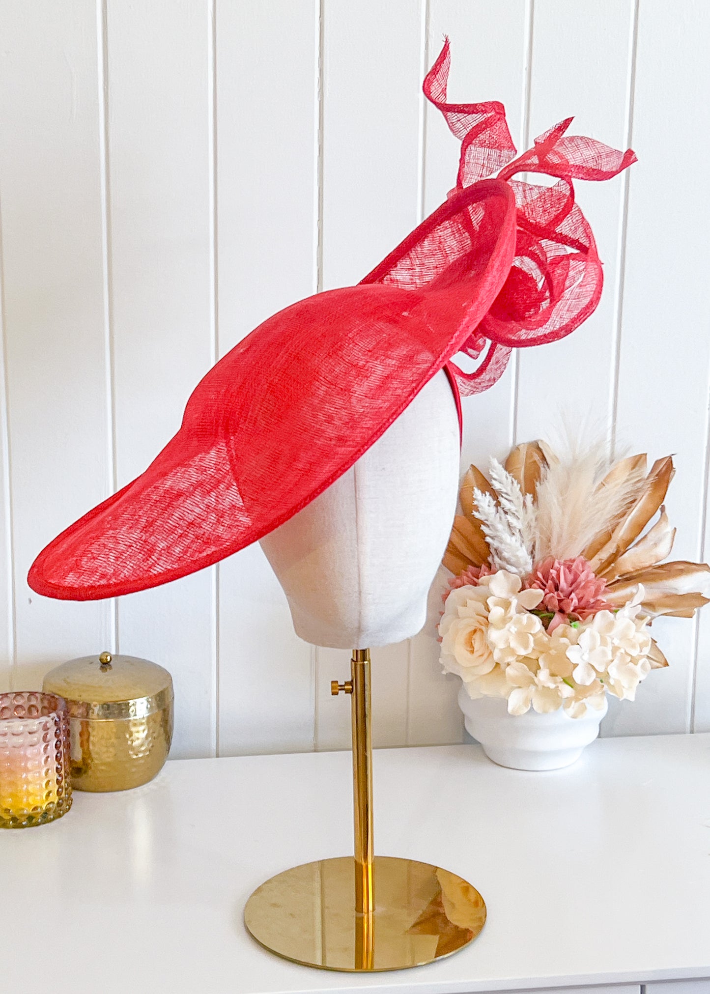 "Aria" Red Hat