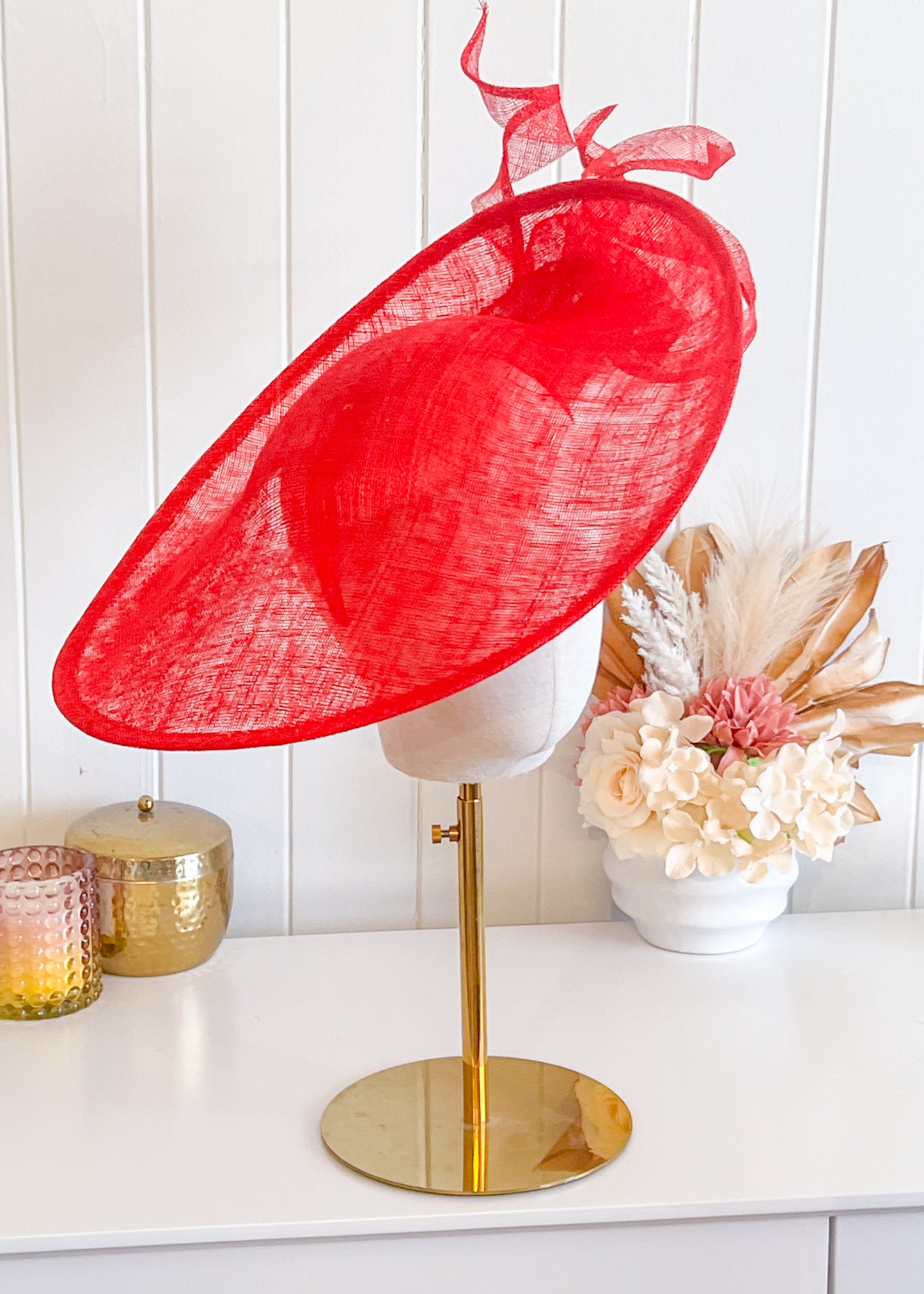 "Aria" Red Hat