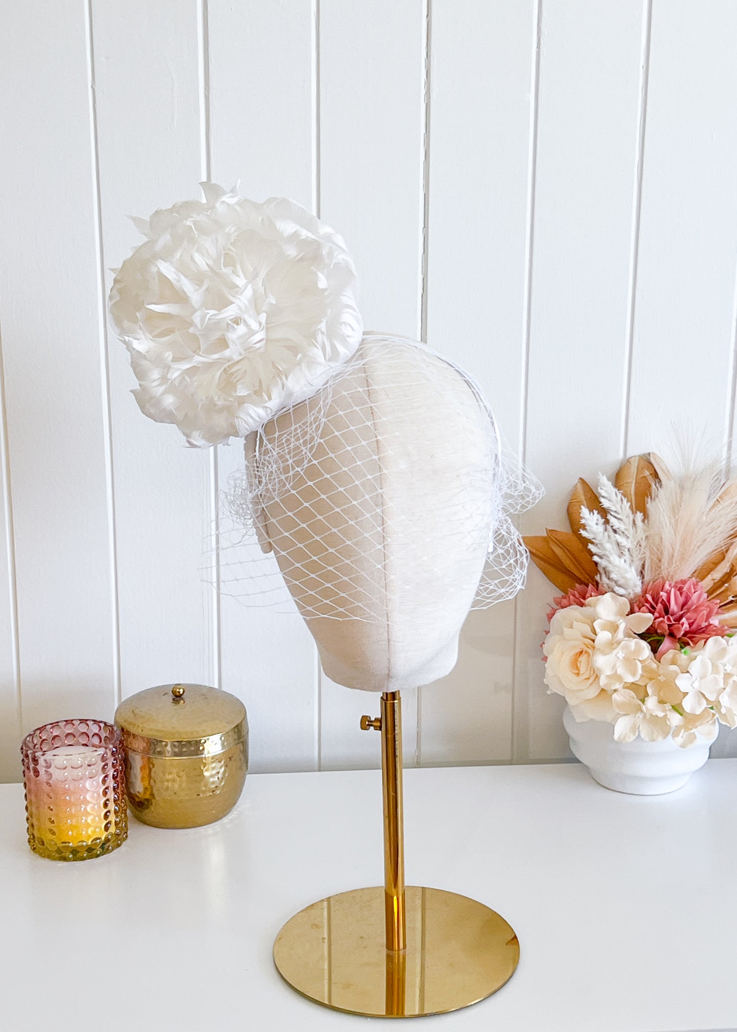 "June" White Feather w Veil