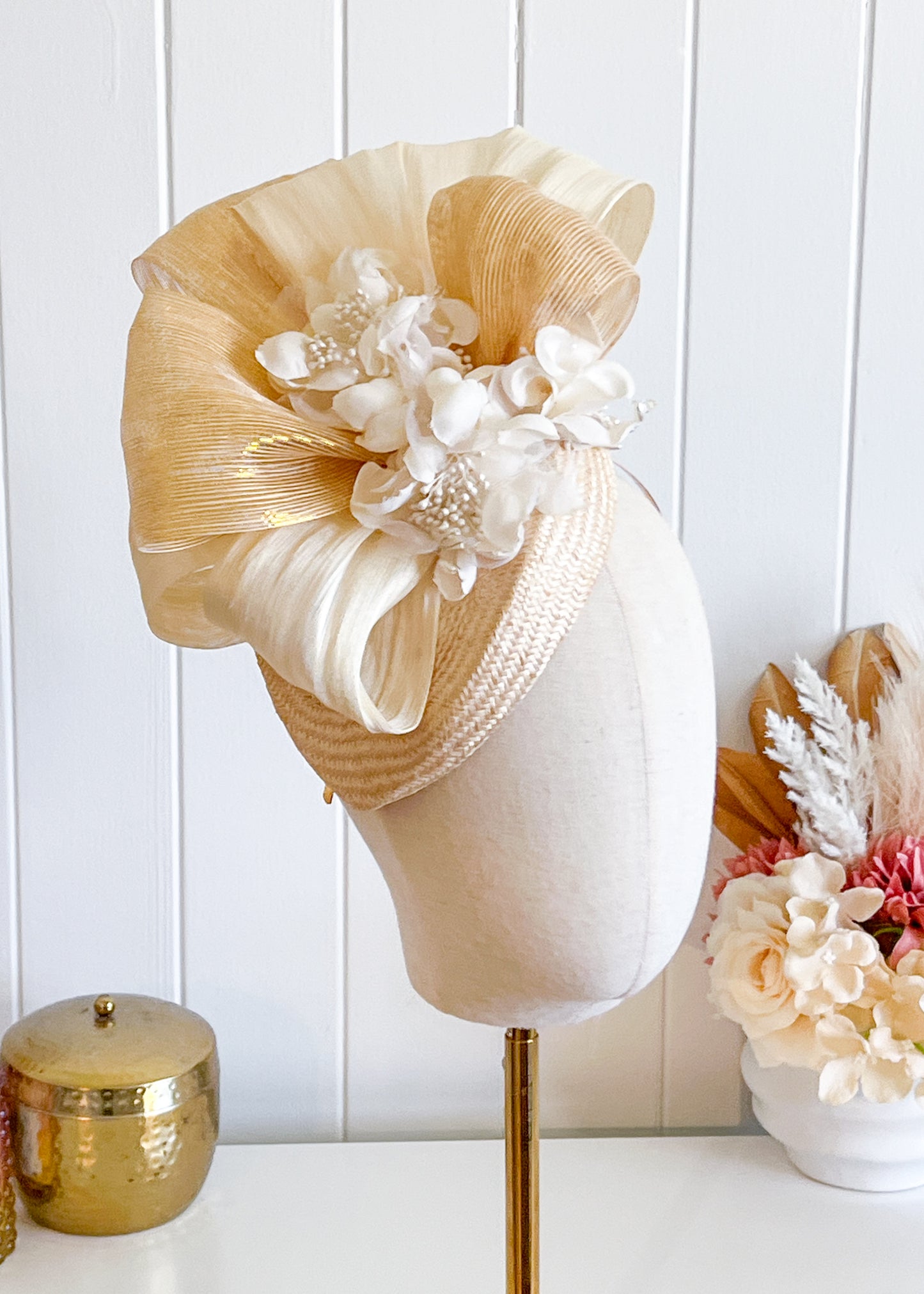 "Hadley" Cream & Gold