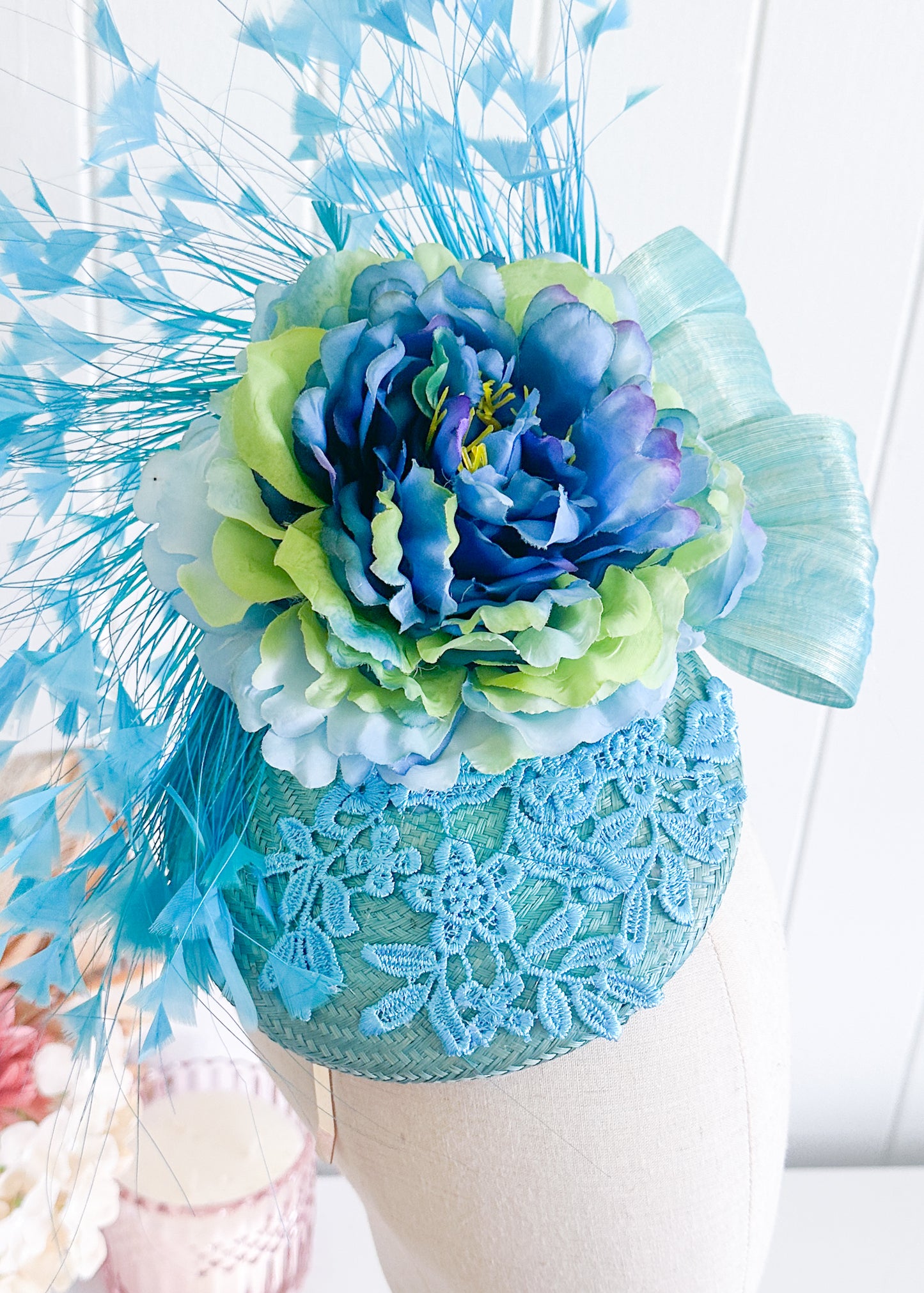"Neve" Turquoise Fascinator