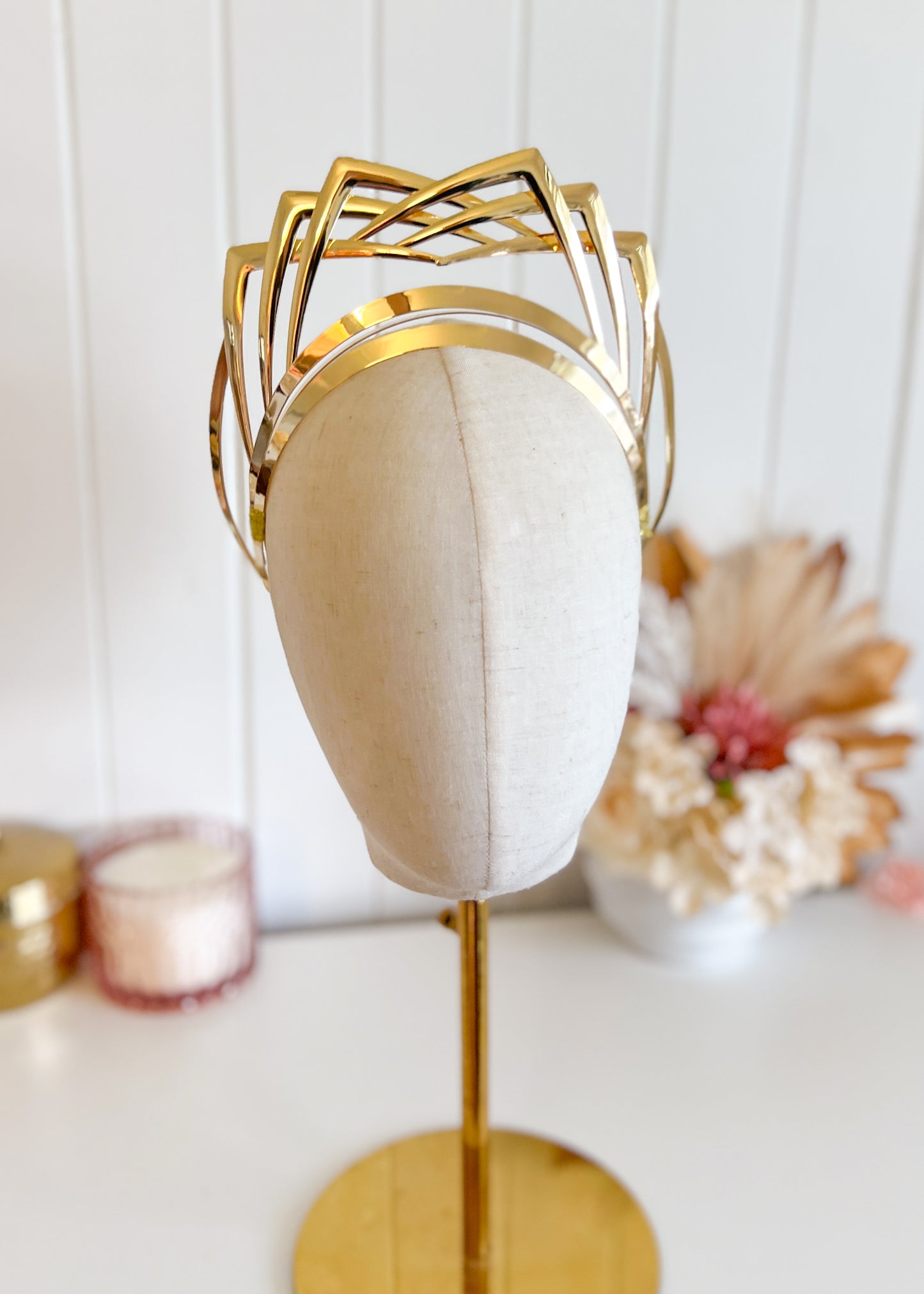 "Valencia" Metal Crown - Gold