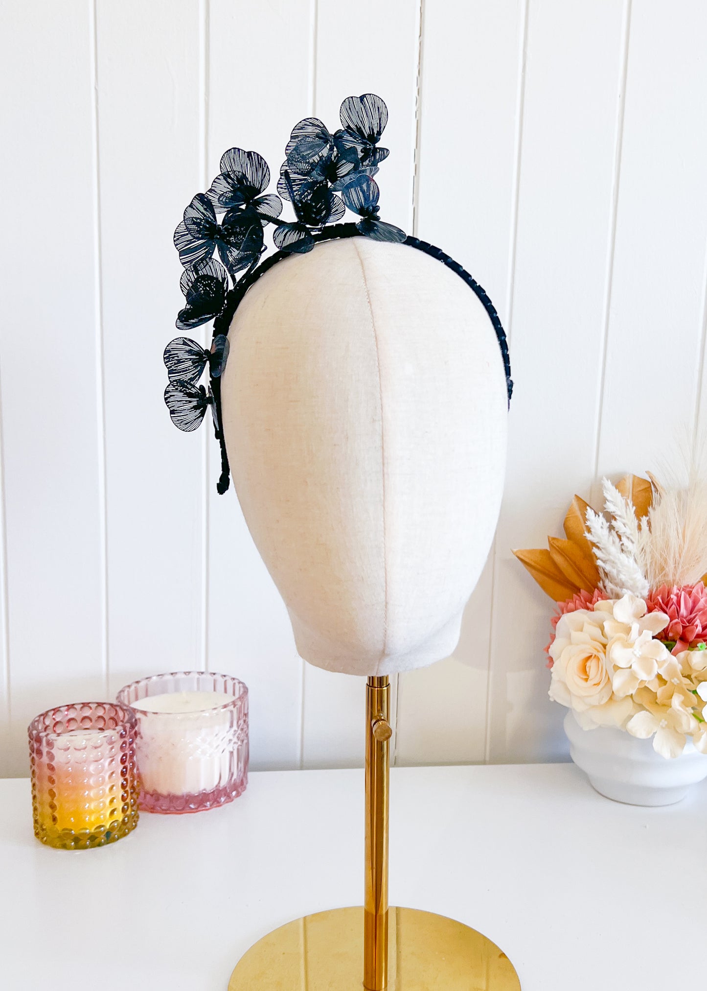 "Jasmine" Side Crown - Black