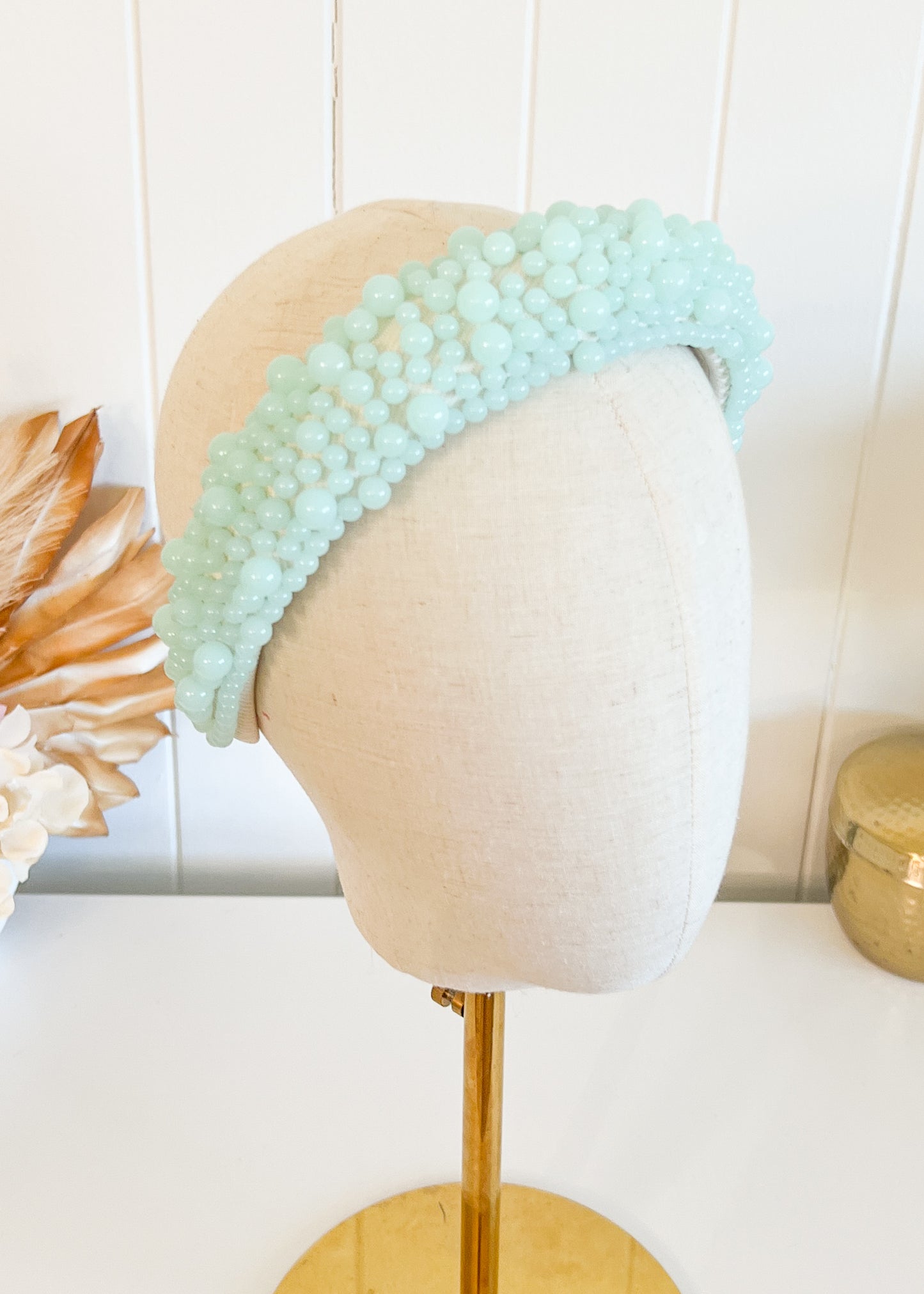 "Kirraly" - Pastel Green