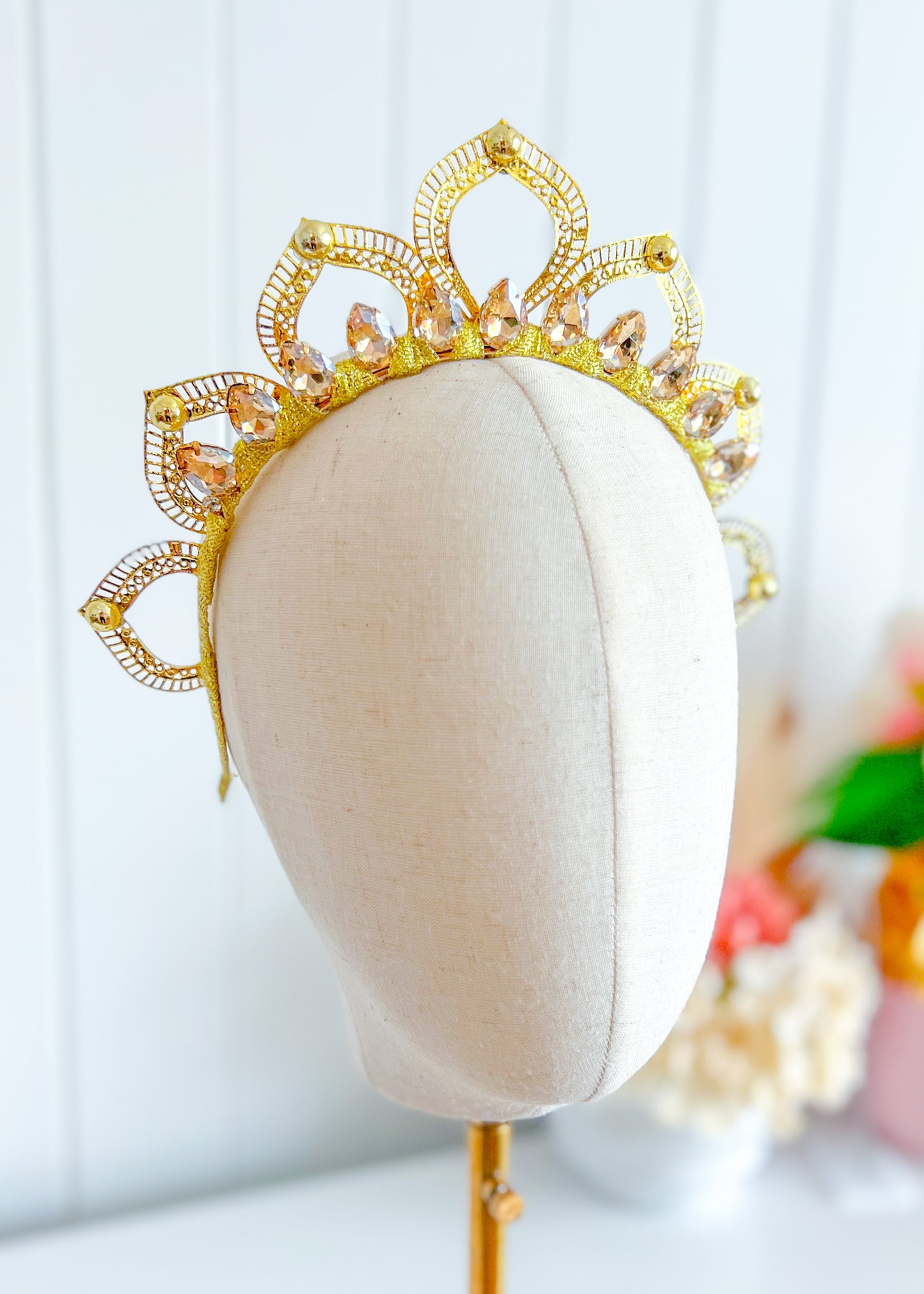 "Dylan" Crown