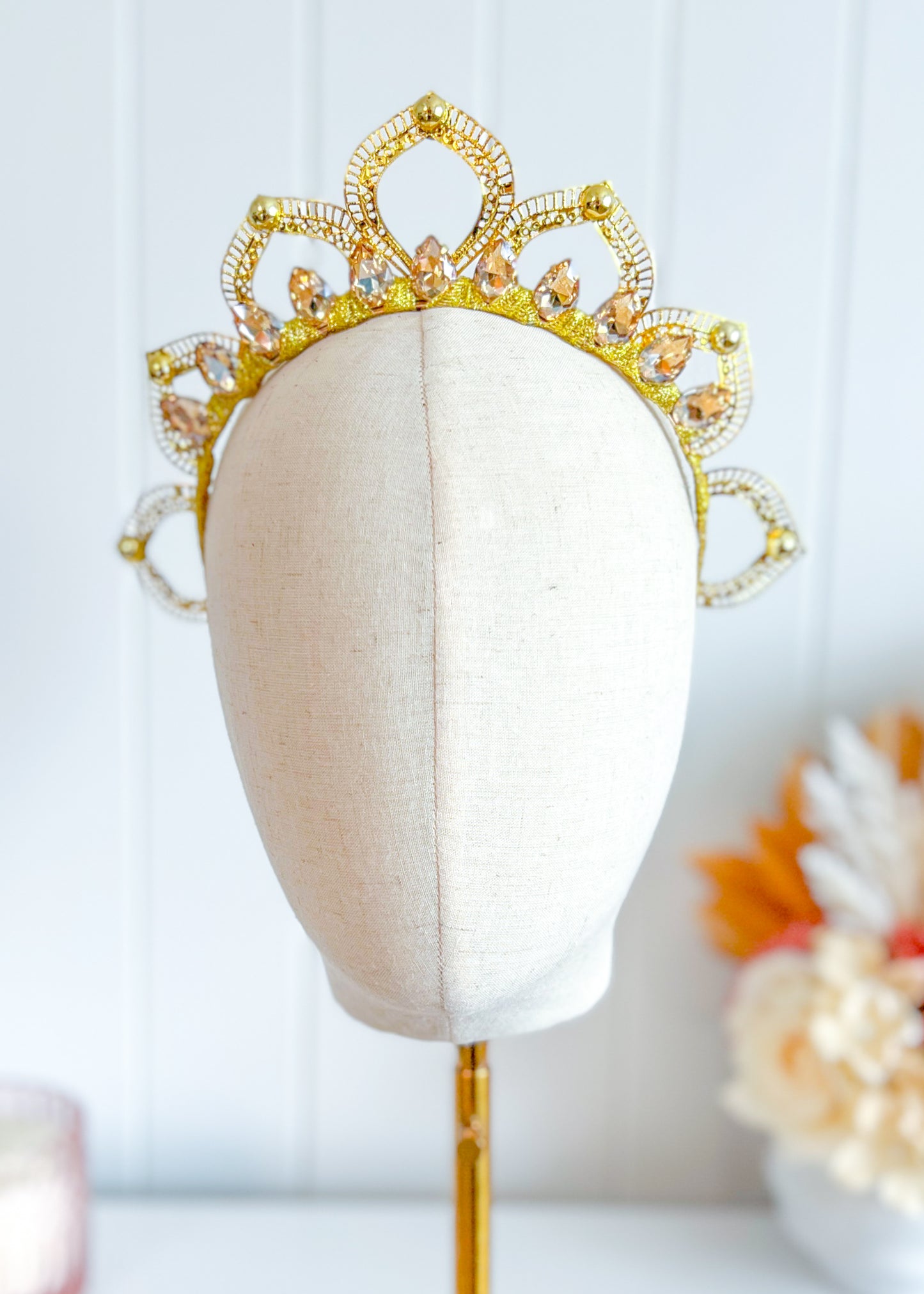 "Dylan" Crown