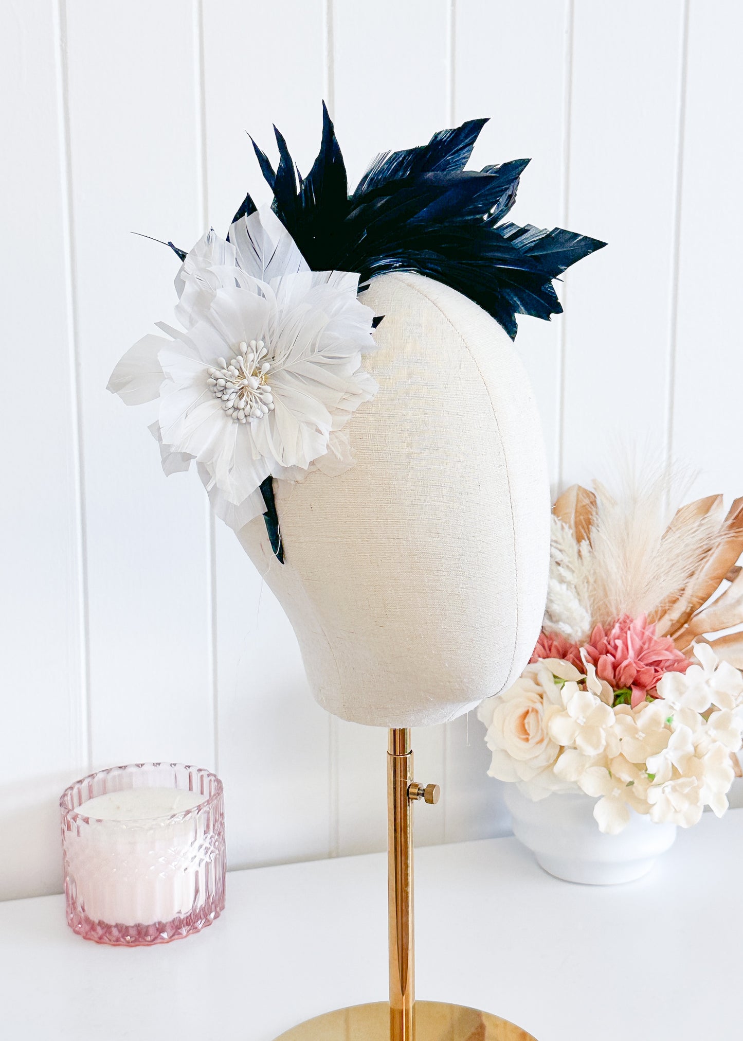 “Nica" Black & White Feather Headband