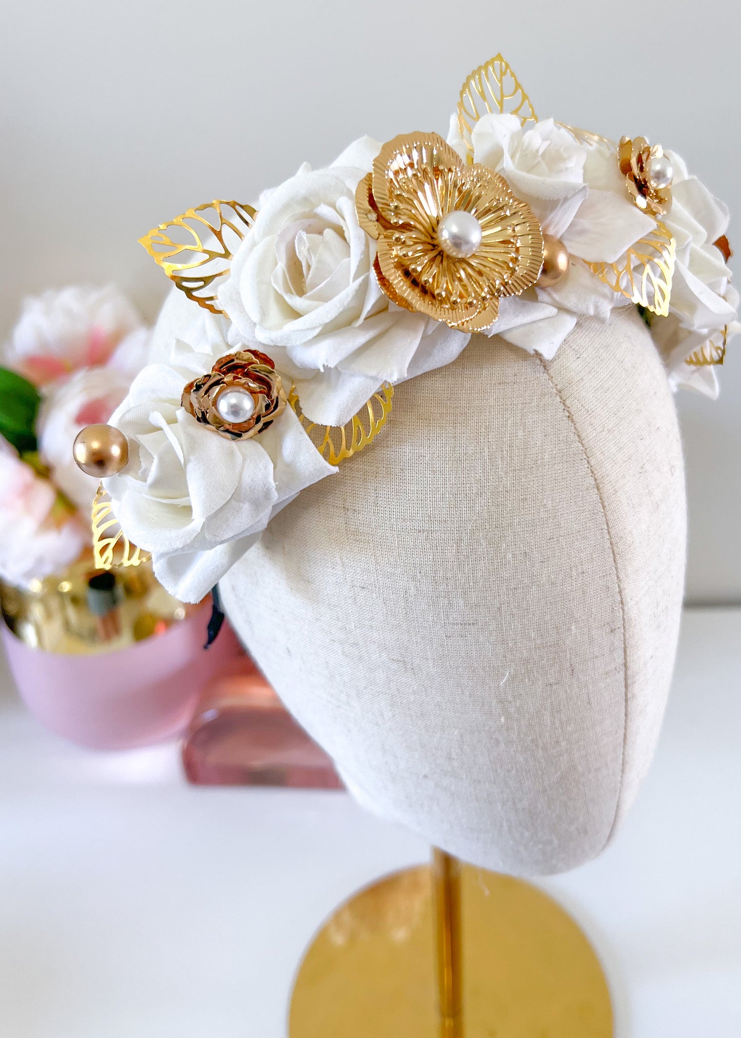 "Chiara" Crown - White