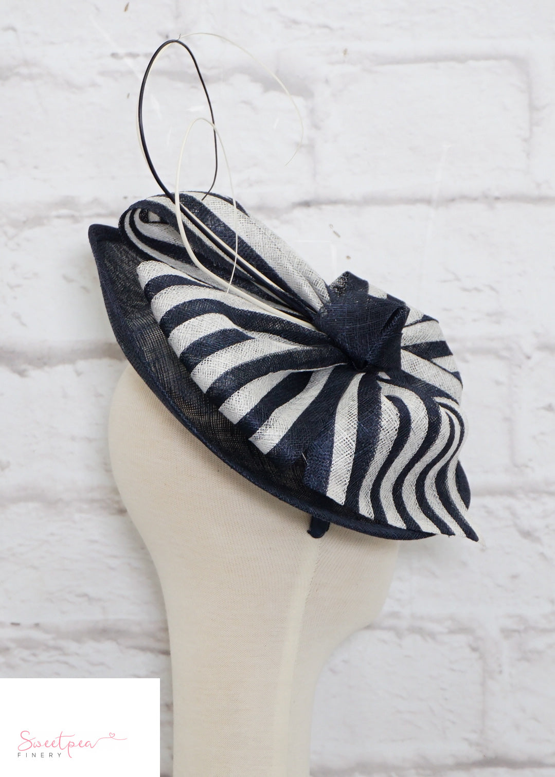 "Amelie" Navy & White Headpiece
