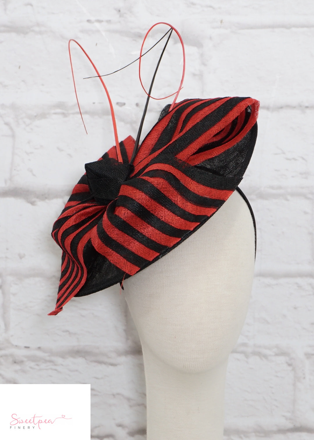 "Amelie" Black & Red Headpiece