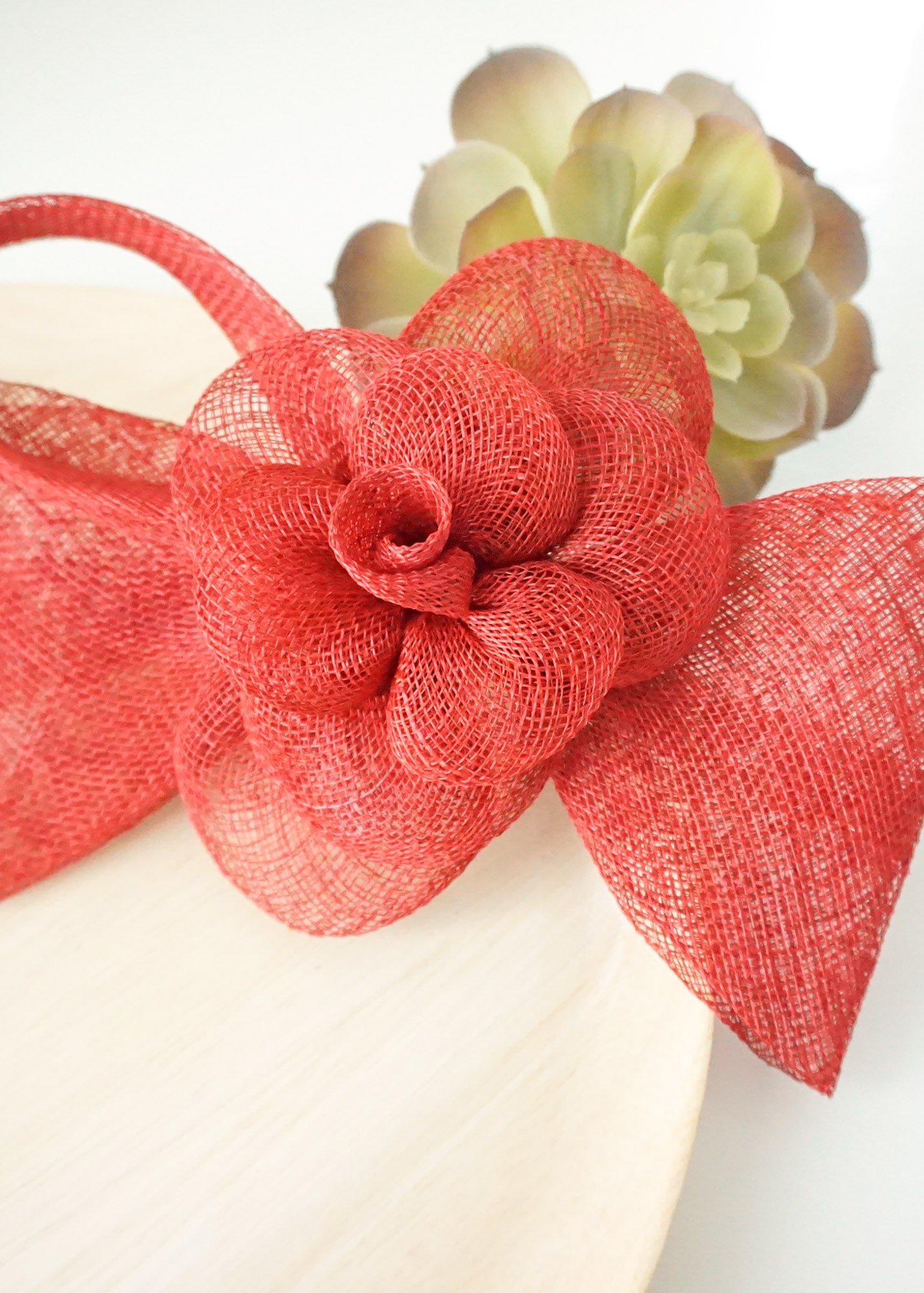 "Posy" Dark Red (Comb)