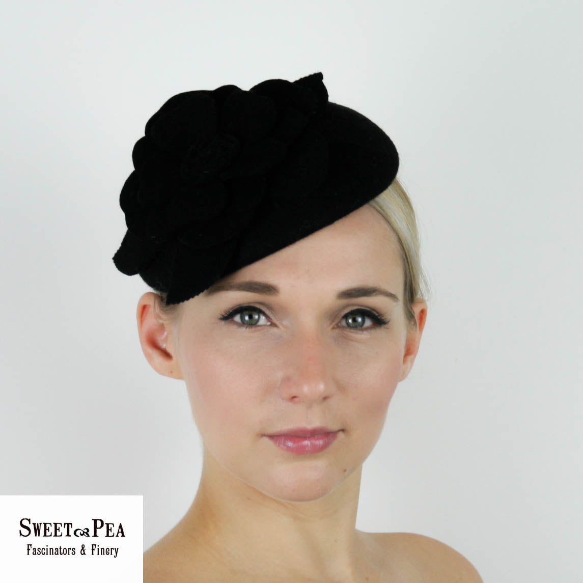 "Samantha" Black Felt Fascinator