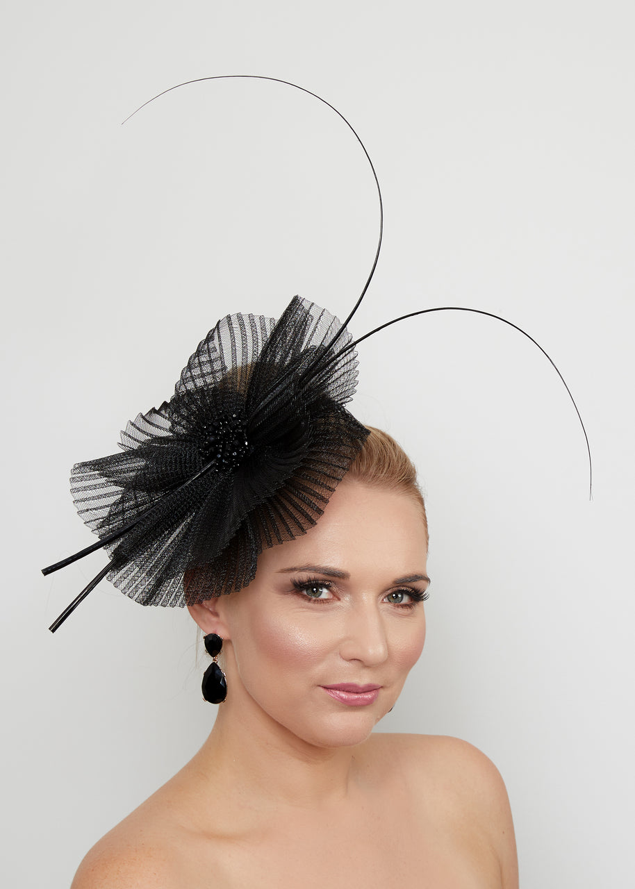 "Frankie" - Black Fascinator
