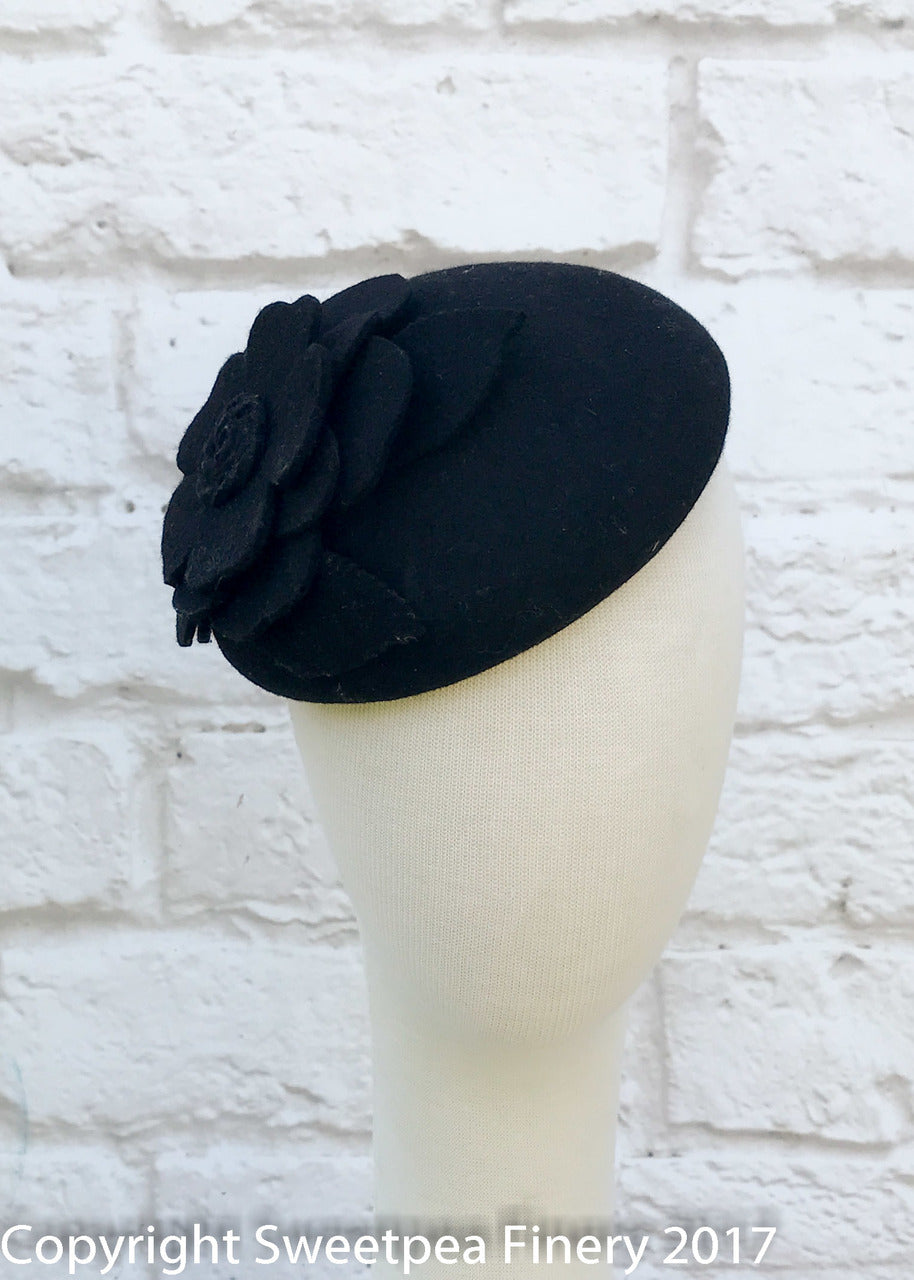 "Samantha" Black Felt Fascinator