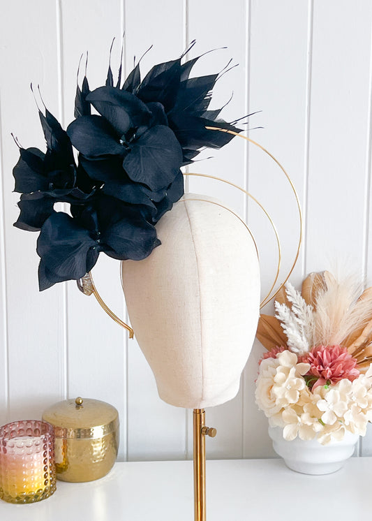 "Rania" Black Orchid Halo
