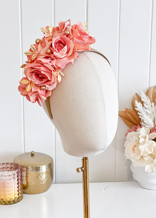 "Lucia" Crown - Apricot