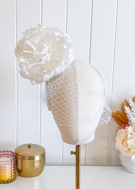 "June" White Feather w Veil