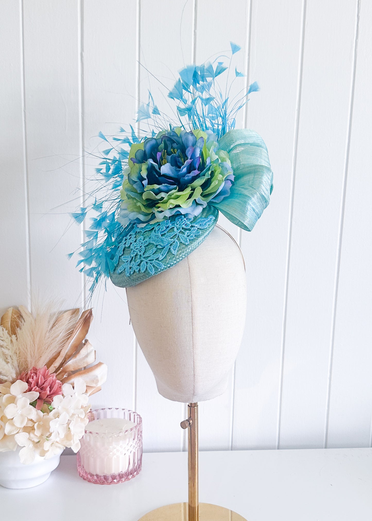 "Neve" Turquoise Fascinator