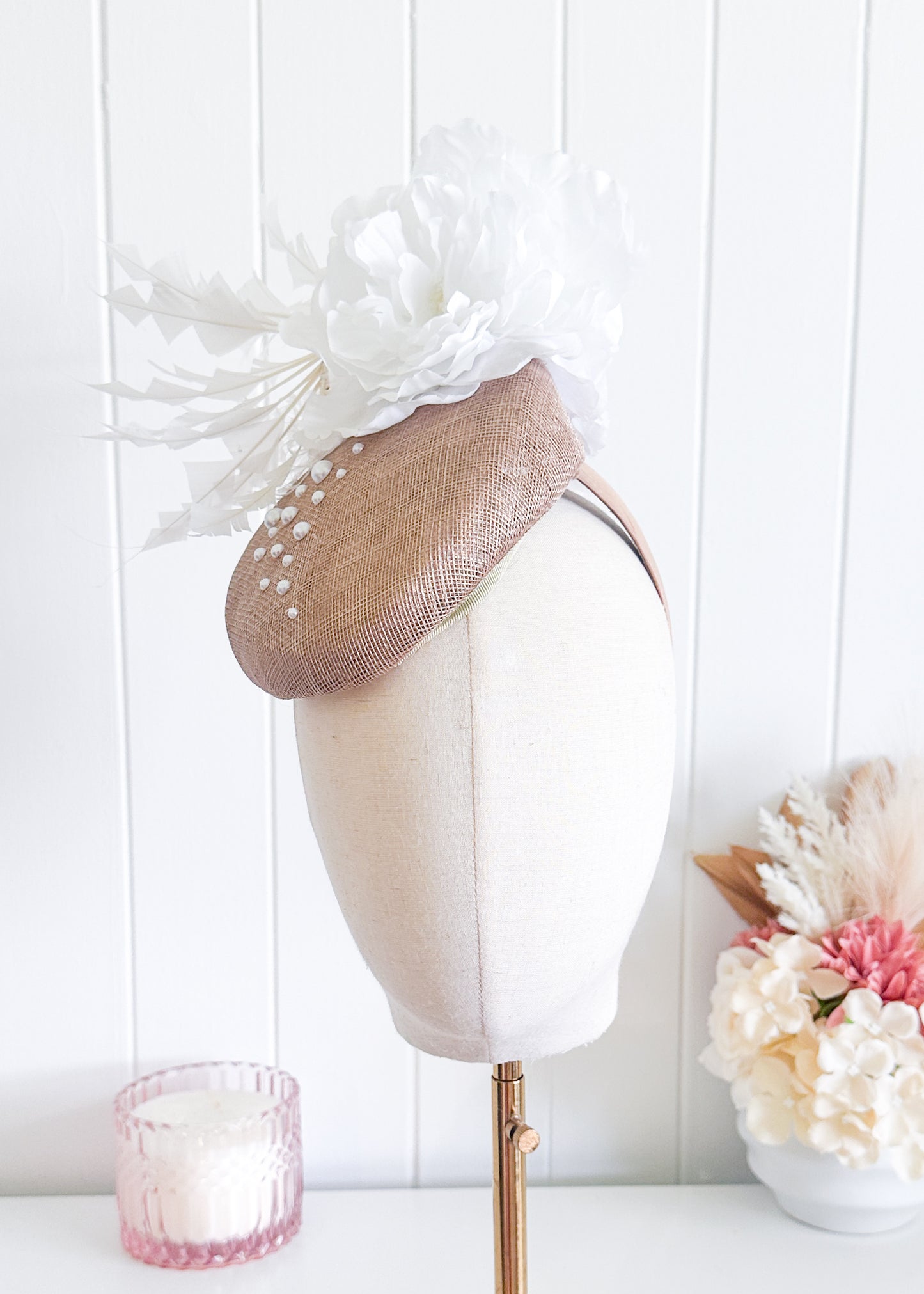 “Farrah" Beige & White