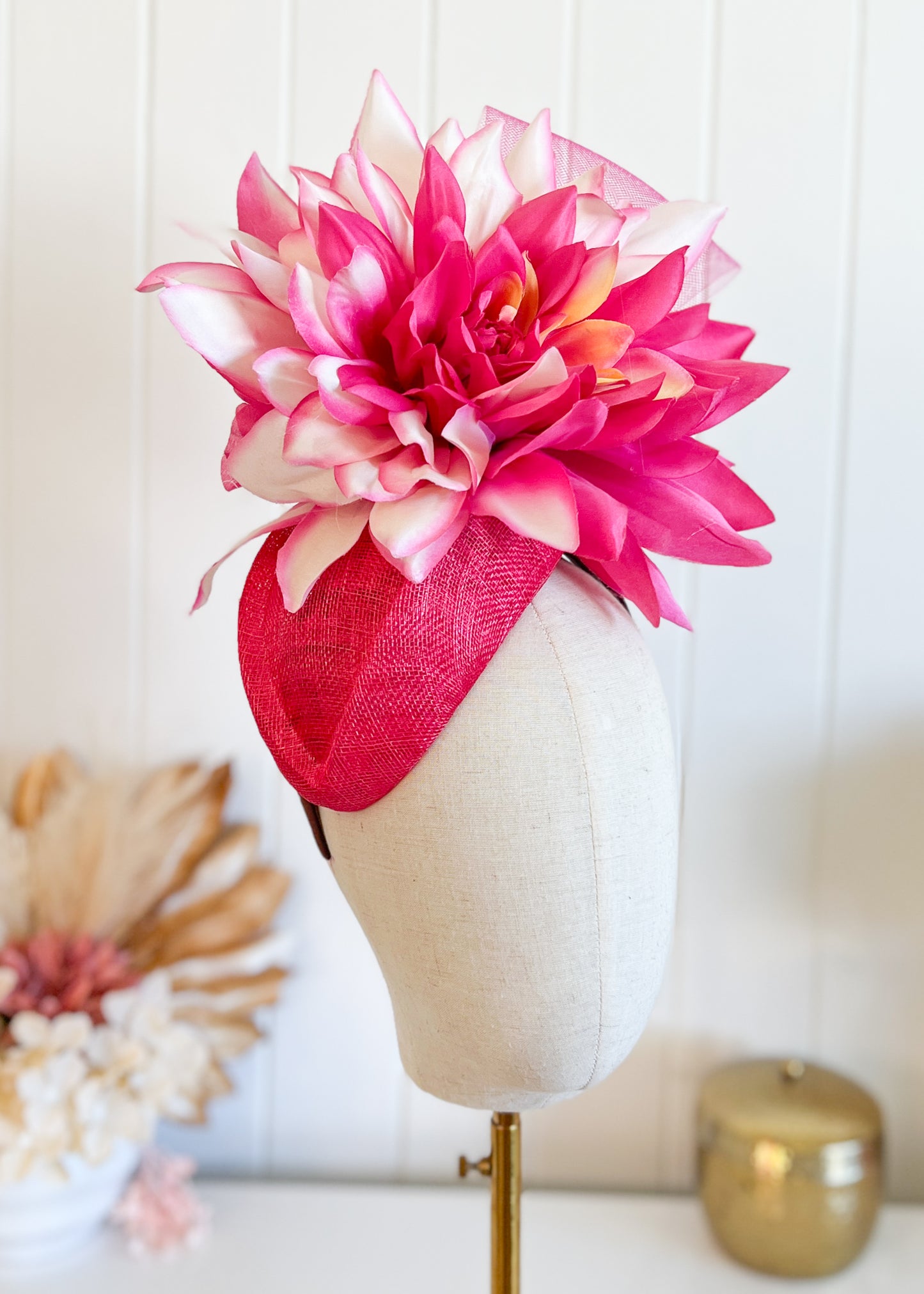 "Lily" Fuscia Fascinator