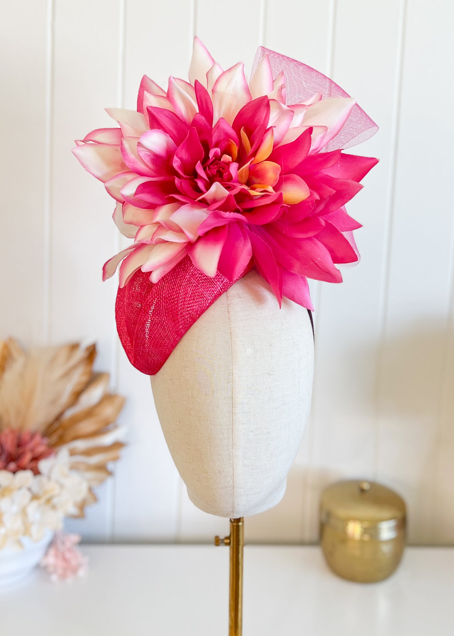 "Lily" Fuscia Fascinator