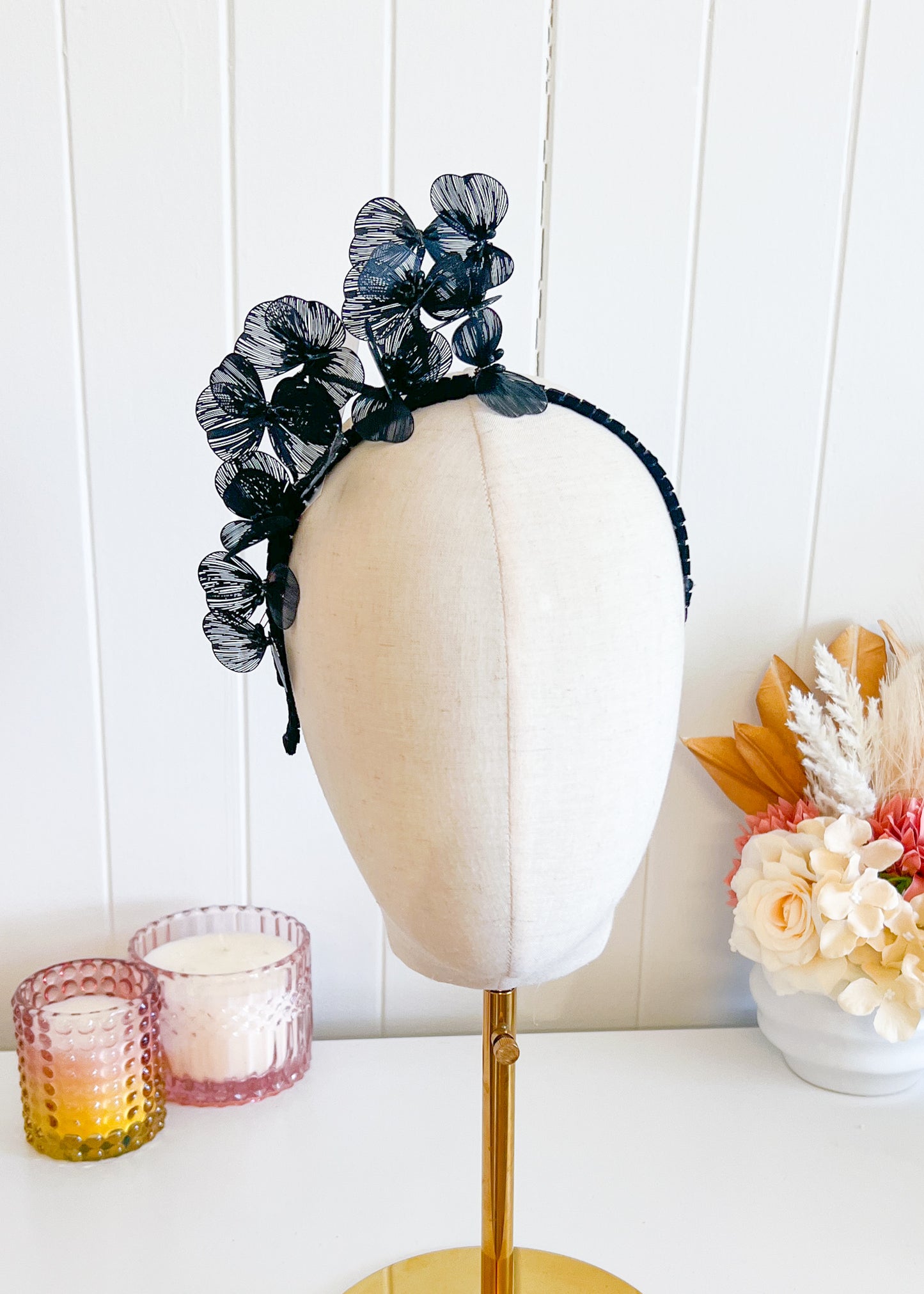 "Jasmine" Side Crown - Black