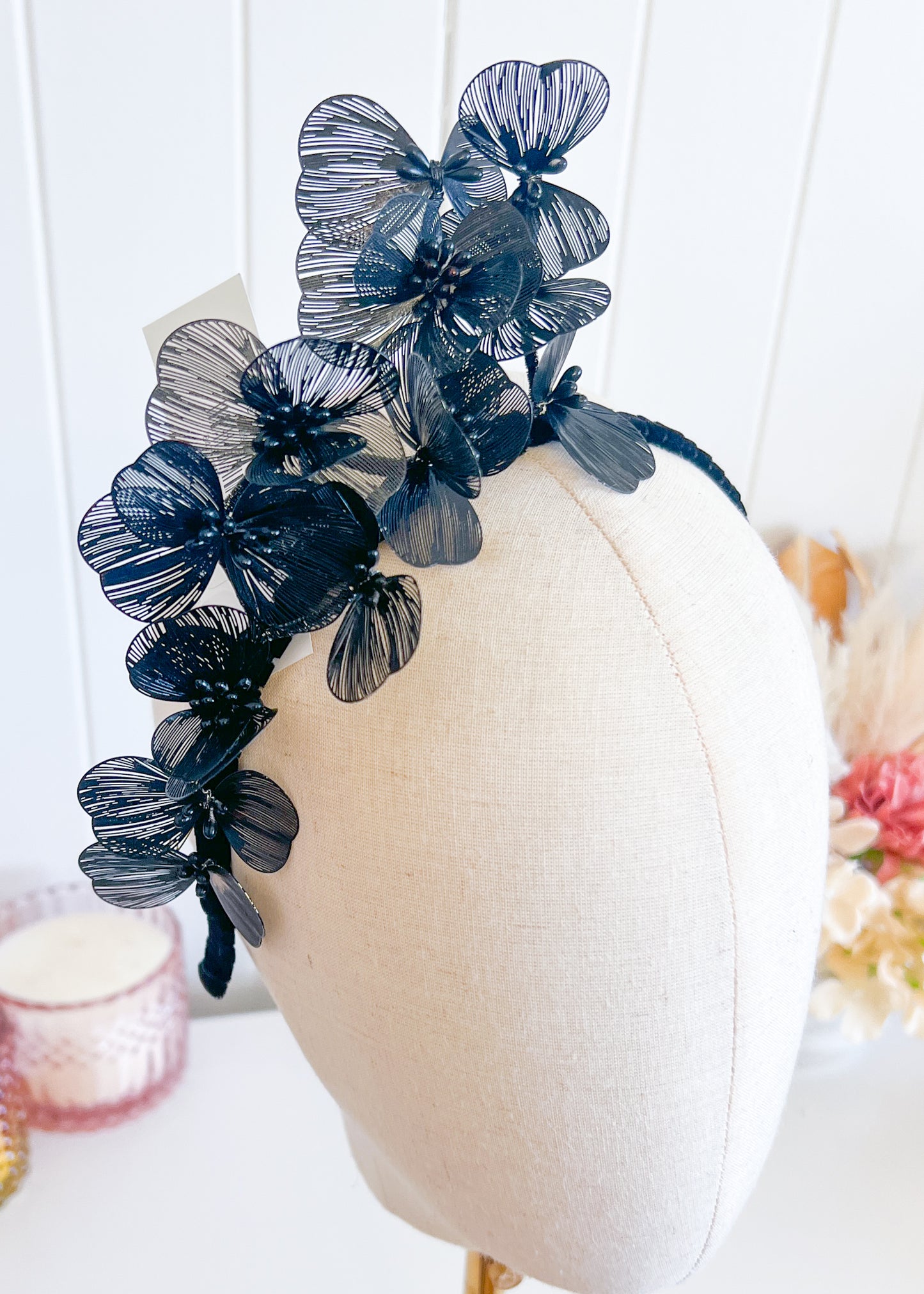 "Jasmine" Side Crown - Black