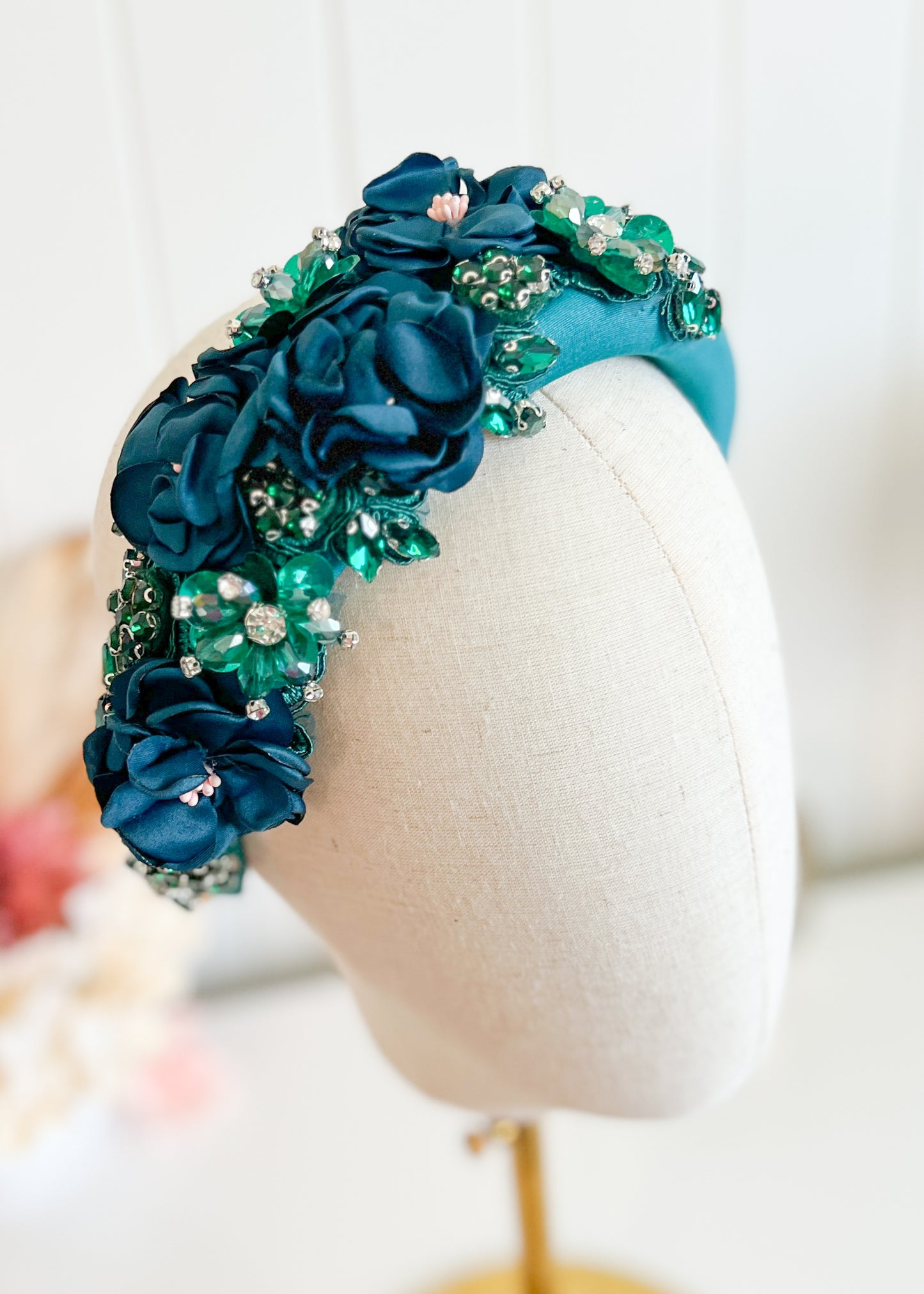 "Neve" Green Headband