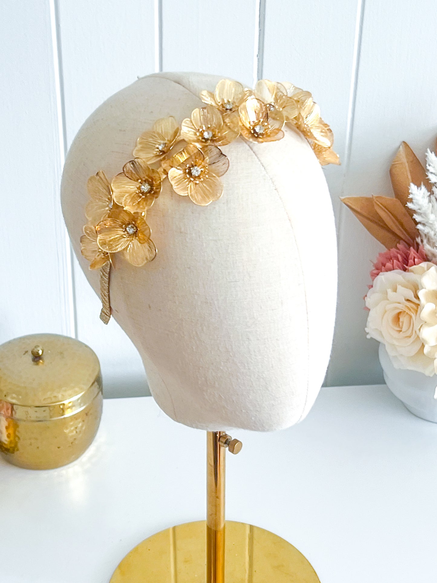 "Layla" Crown - Yellow Gold