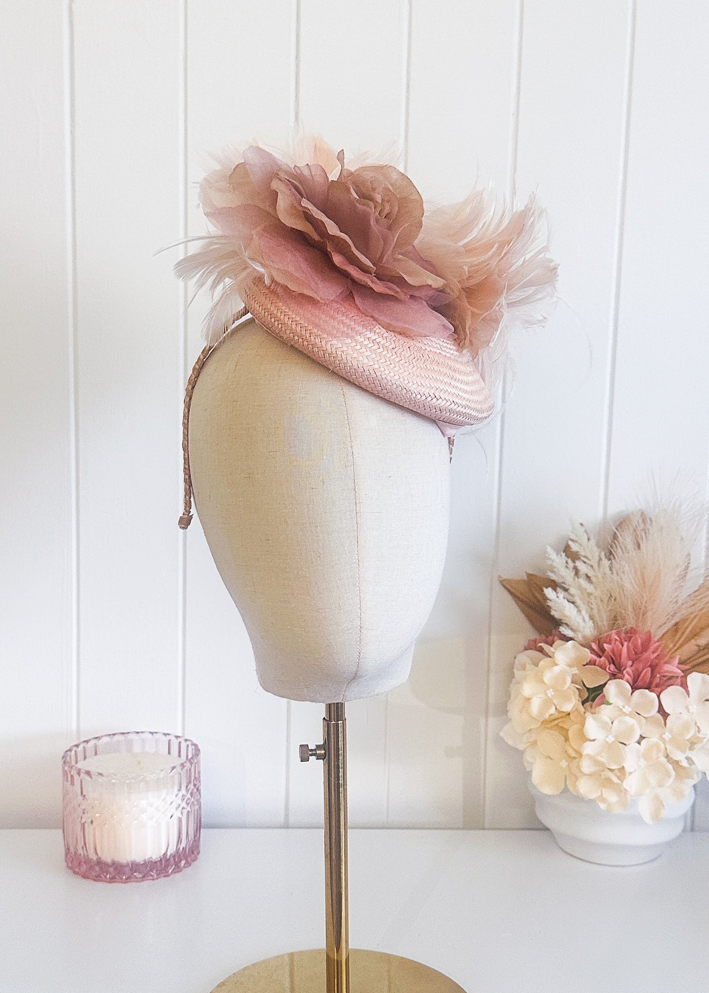 "Rania" Nude & Beige Fascinator