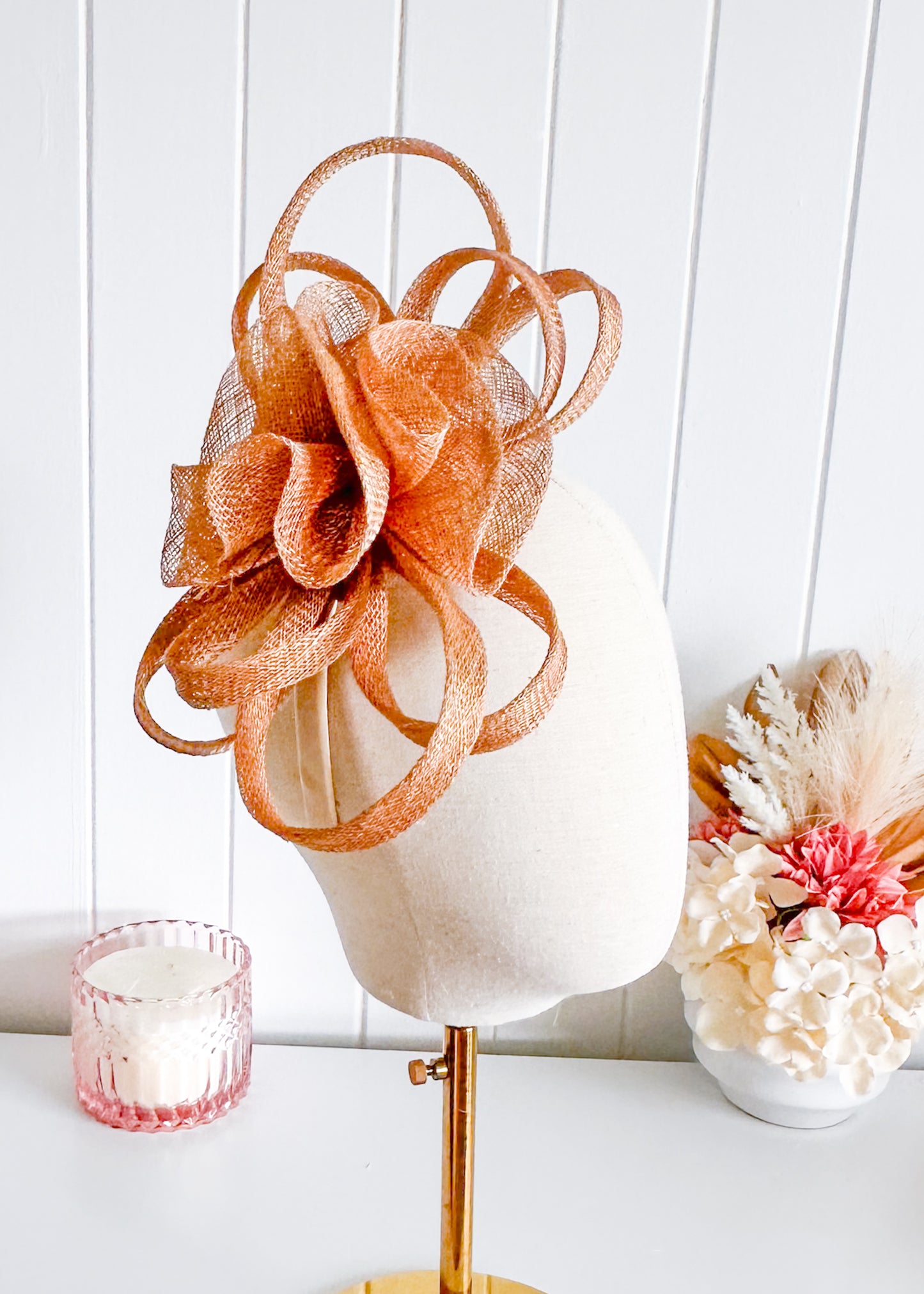 "Kelly" Beige Fascinator