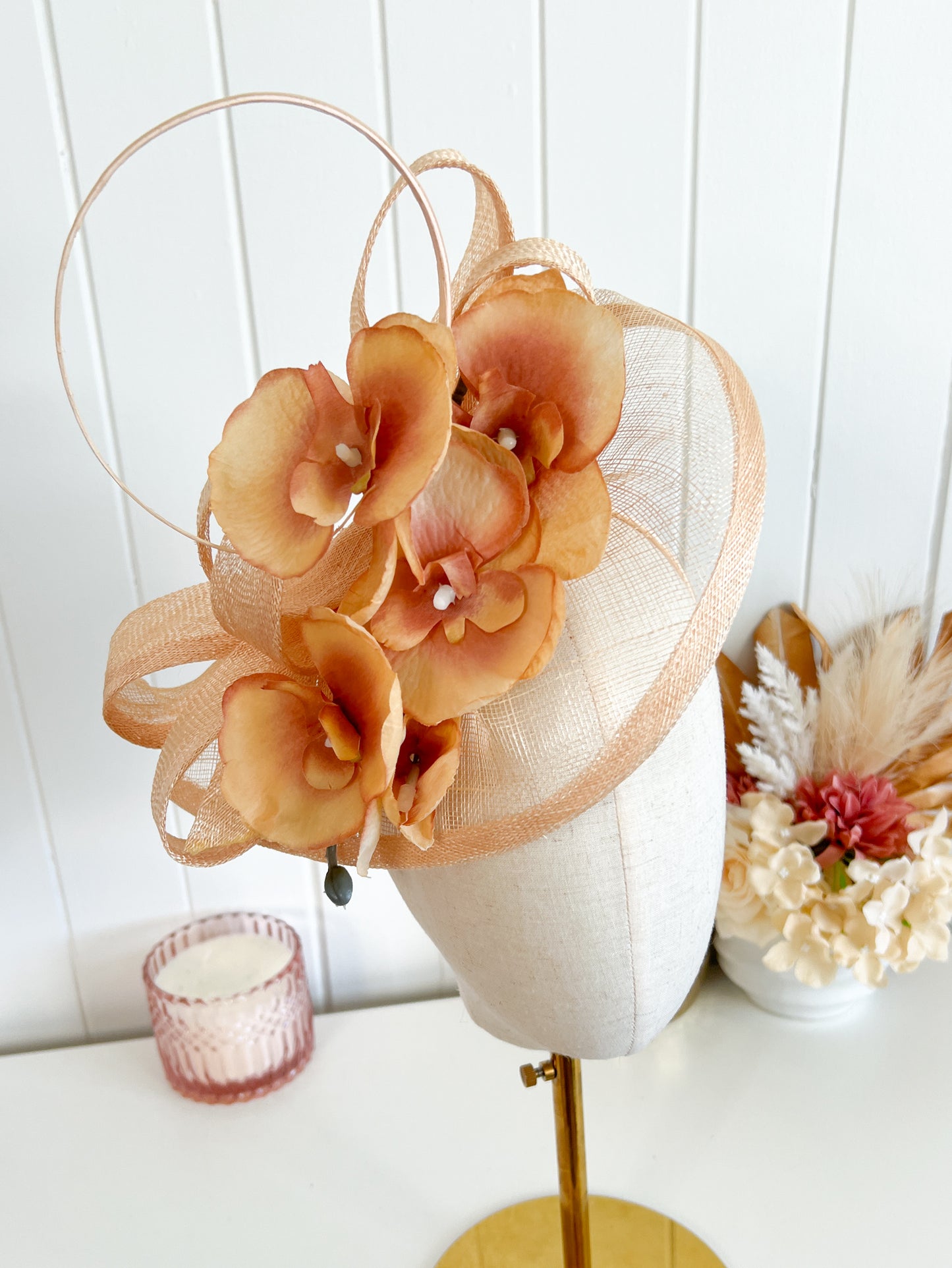 "Tessa" Beige Fascinator