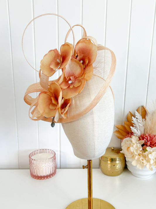 "Tessa" Beige Fascinator