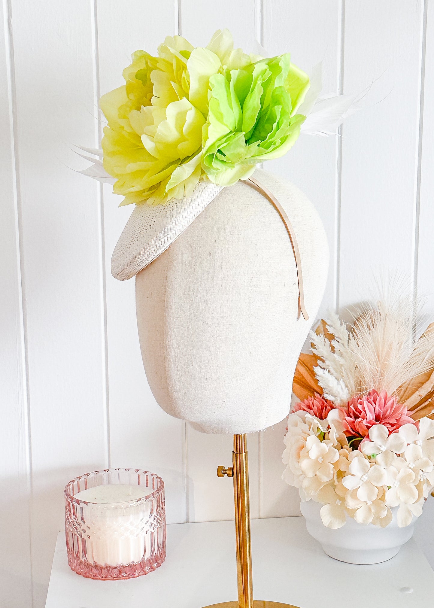 "Nate" - Lime & White Fascinator