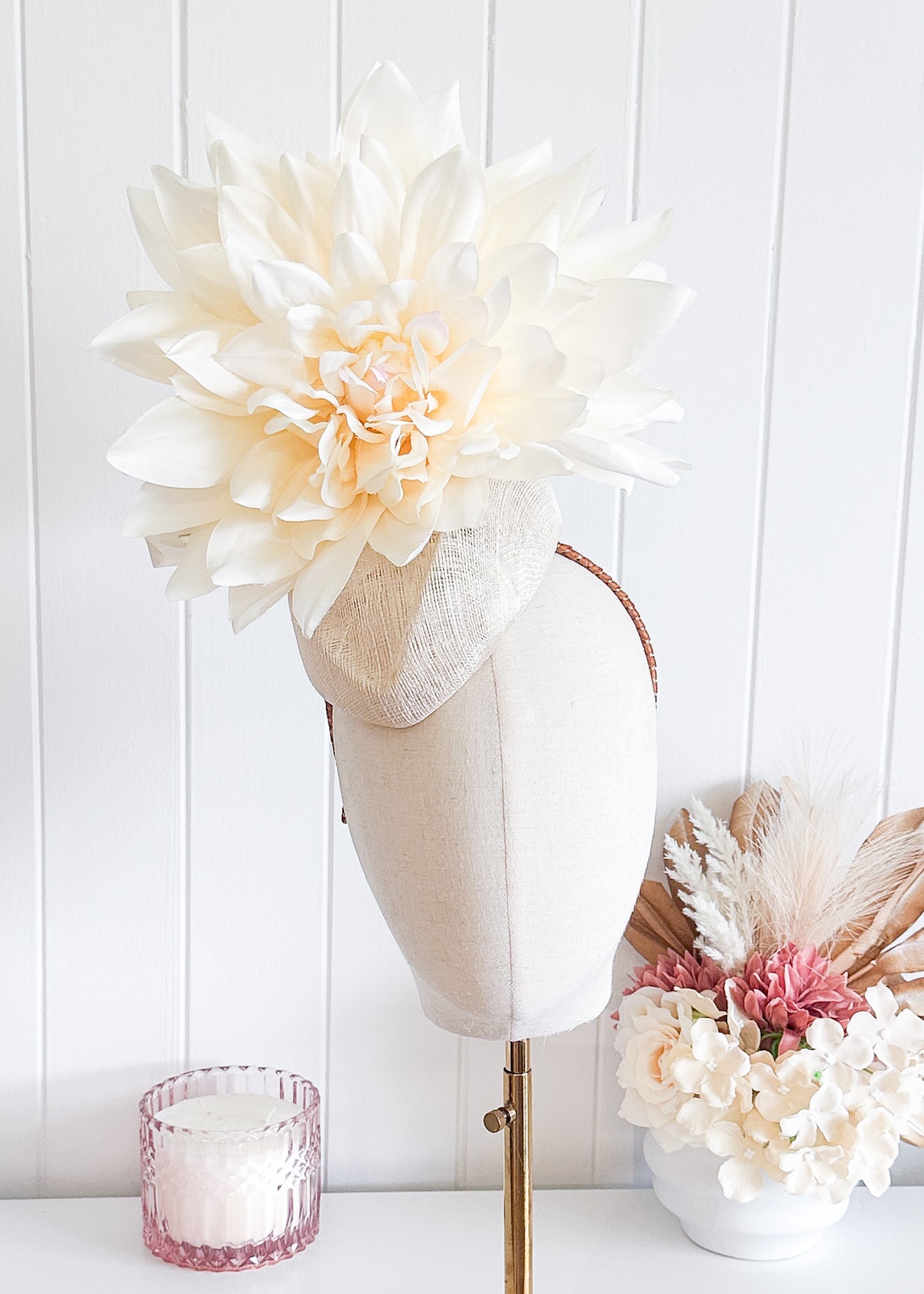 “Lily" Cream White