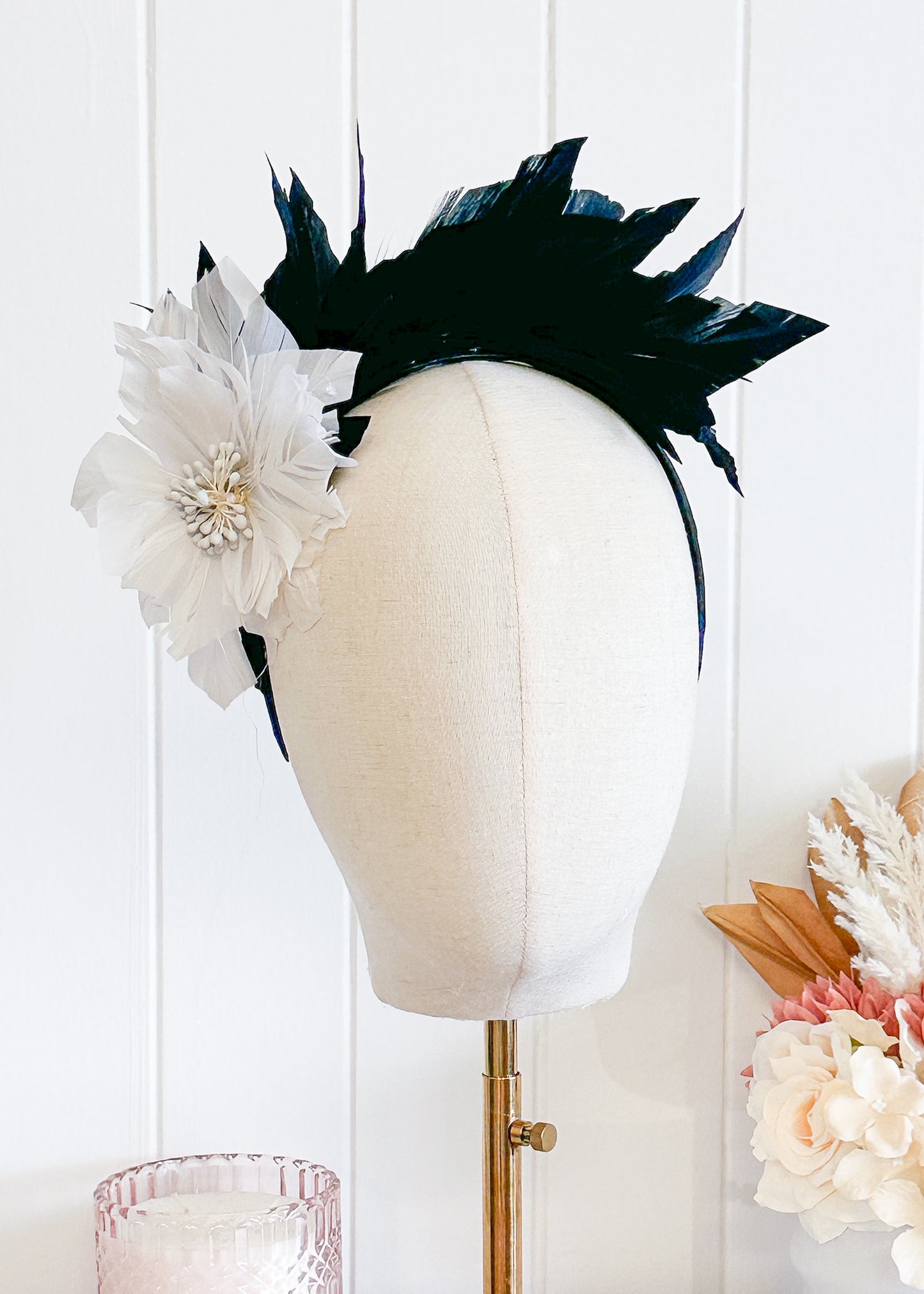 “Nica" Black & White Feather Headband