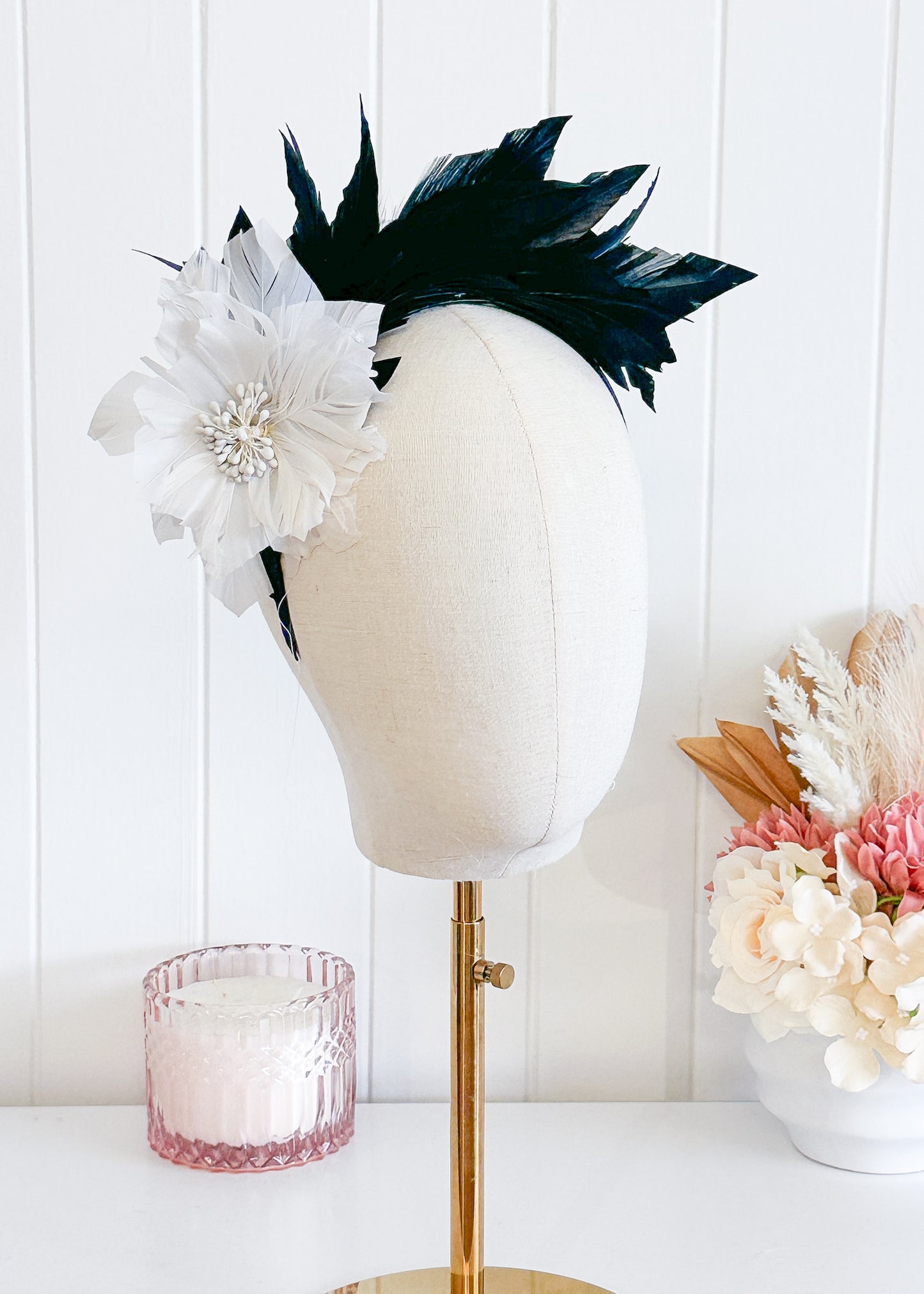 “Nica" Black & White Feather Headband