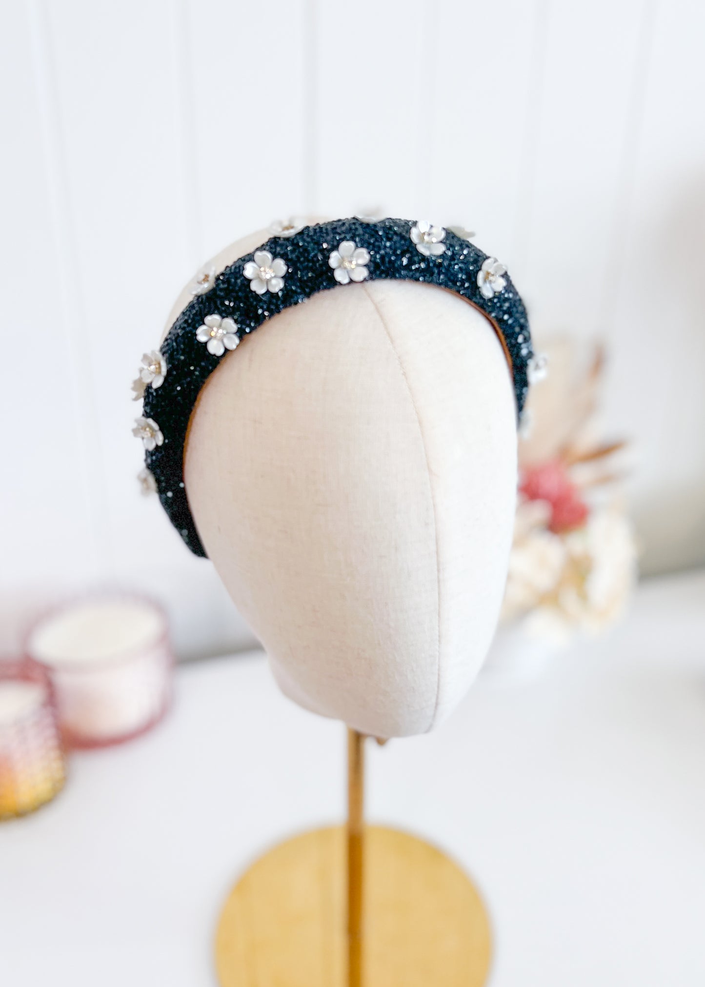 "Daisy" Black and White Headband