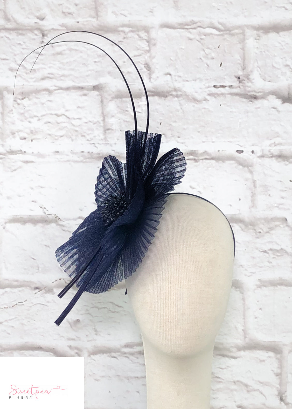 "Frankie" - Navy Fascinator