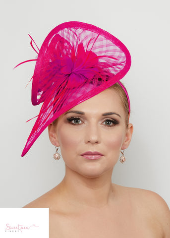 "Bella" Fuscia Fascinator
