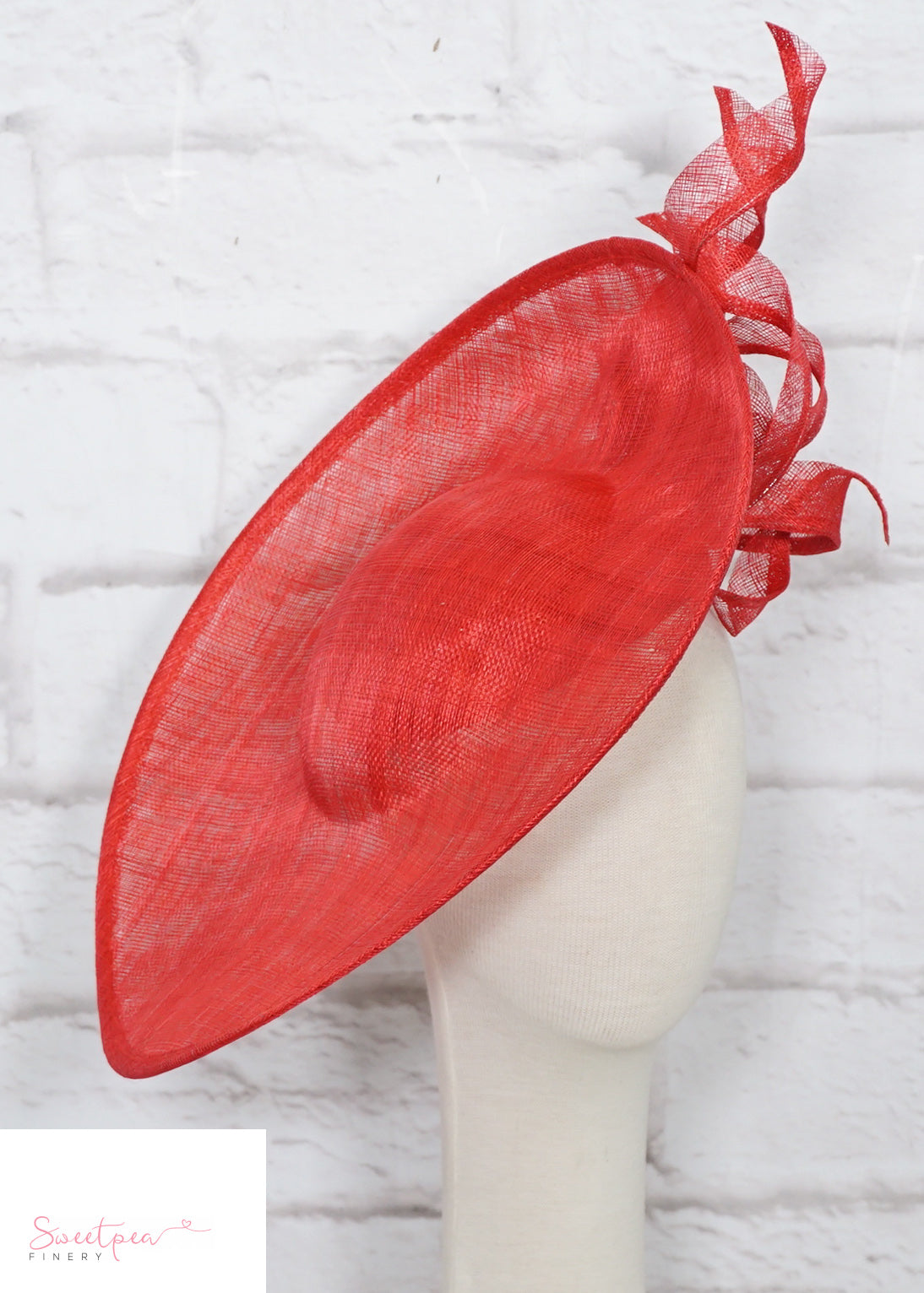 "Aria" Red Hat