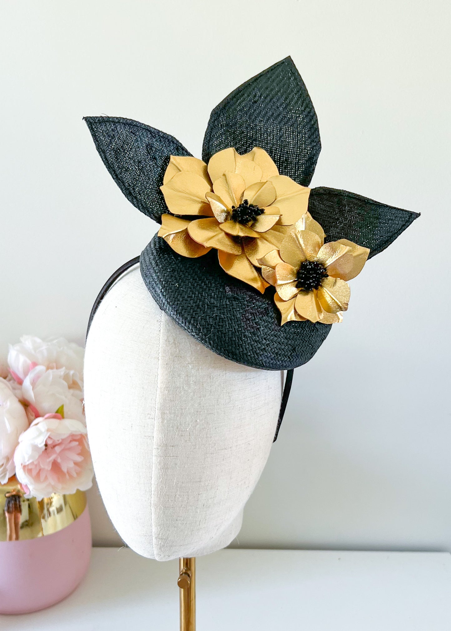 "Sophie" Black & Gold Fascinator