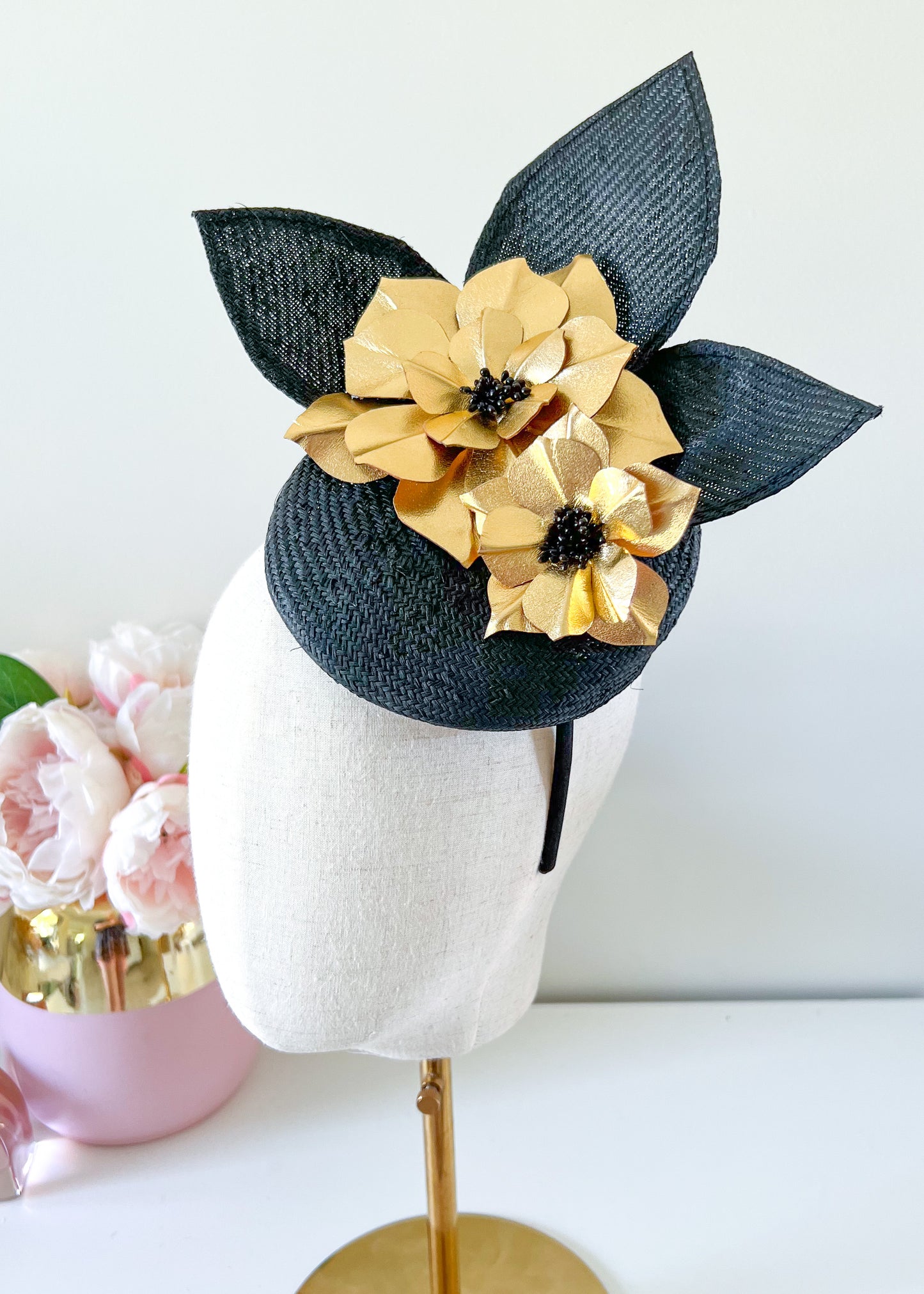 "Sophie" Black & Gold Fascinator