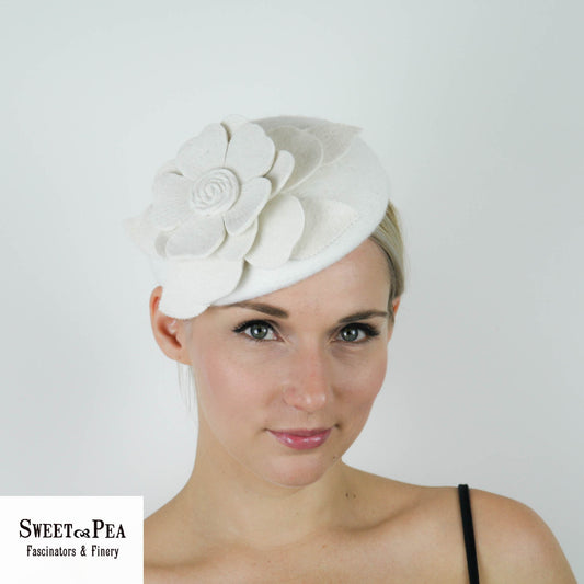"Samantha" Ivory Felt Fascinator