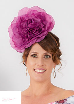 "Priscilla" Magenta Fascinator
