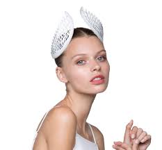 "Thea" Crown White by Studio Aniss